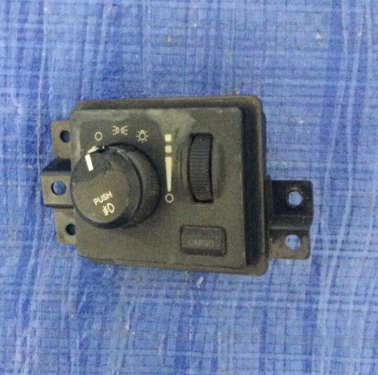 2006-2008 Dodge Ram 2500 3500 Headlight Headlamp Switch W/ Cargo 56049637AD OEM