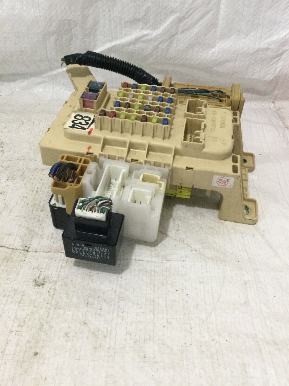 2003 Toyota Highlander  Fuse Box Relay  Module OEM