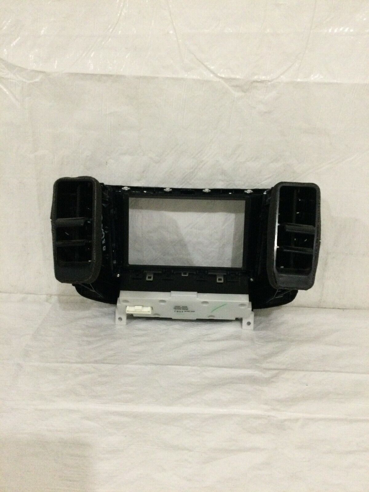 2007 Infiniti G35 Radio Display Control Play W/ Display Bezel OEM 28395JK60B