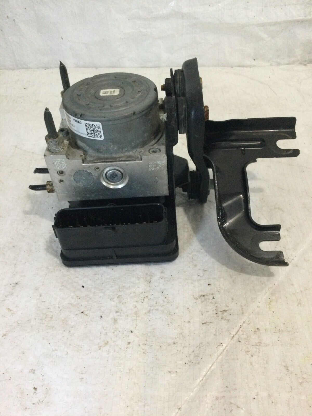2016-2018 Honda Civic ABS Anti Lock Brake Pump Assembly 57100-TBA-A040 OEM