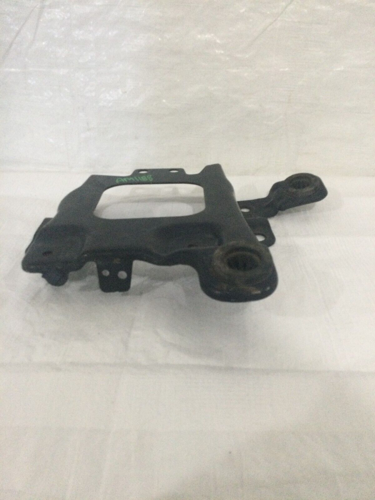 2019 Ford Taurus Battery Tray Support Holder Bracket OEM