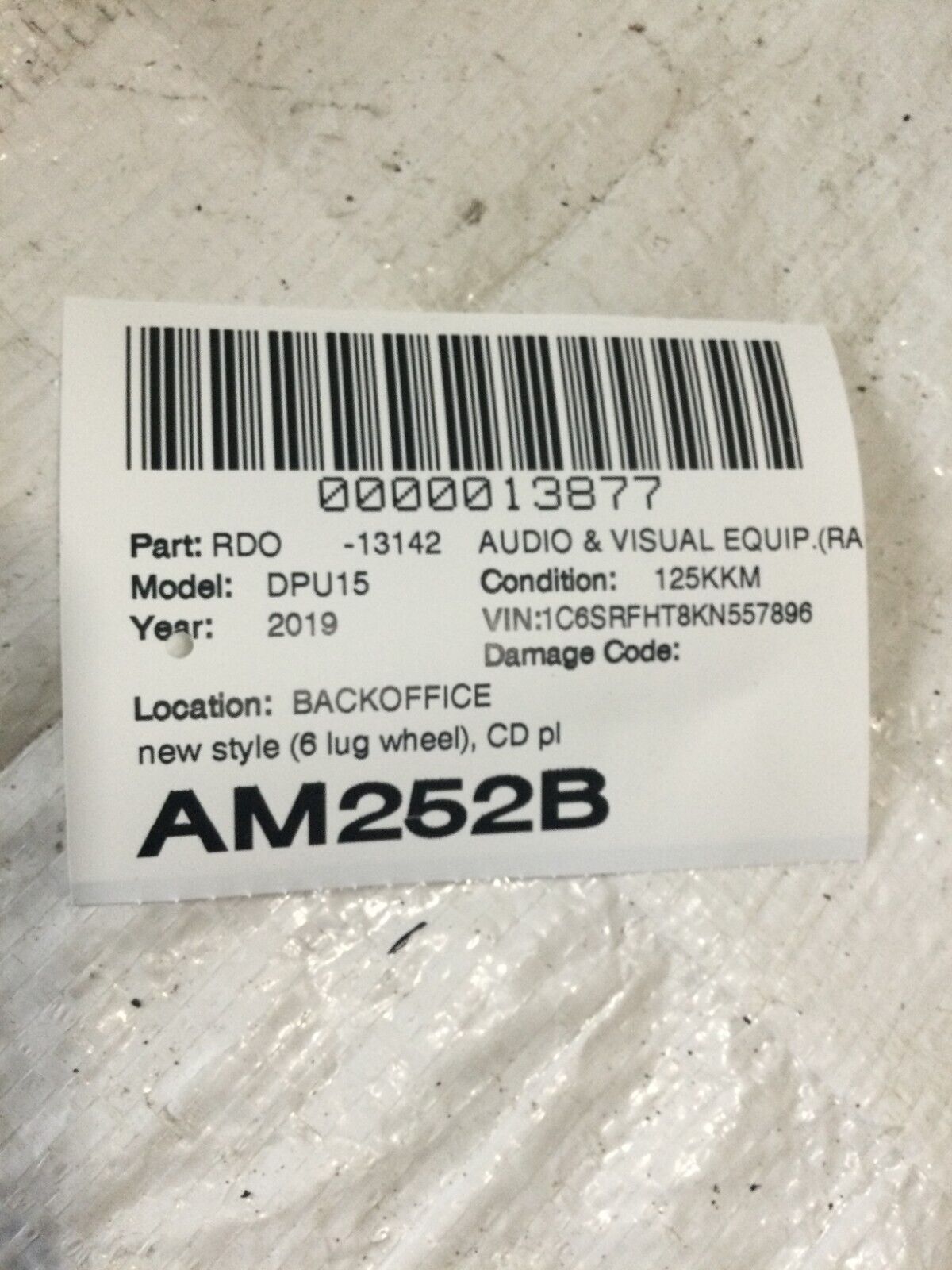 2019 Dodge Ram 1500 Pickup Radio CD Player 68335565AB OEM