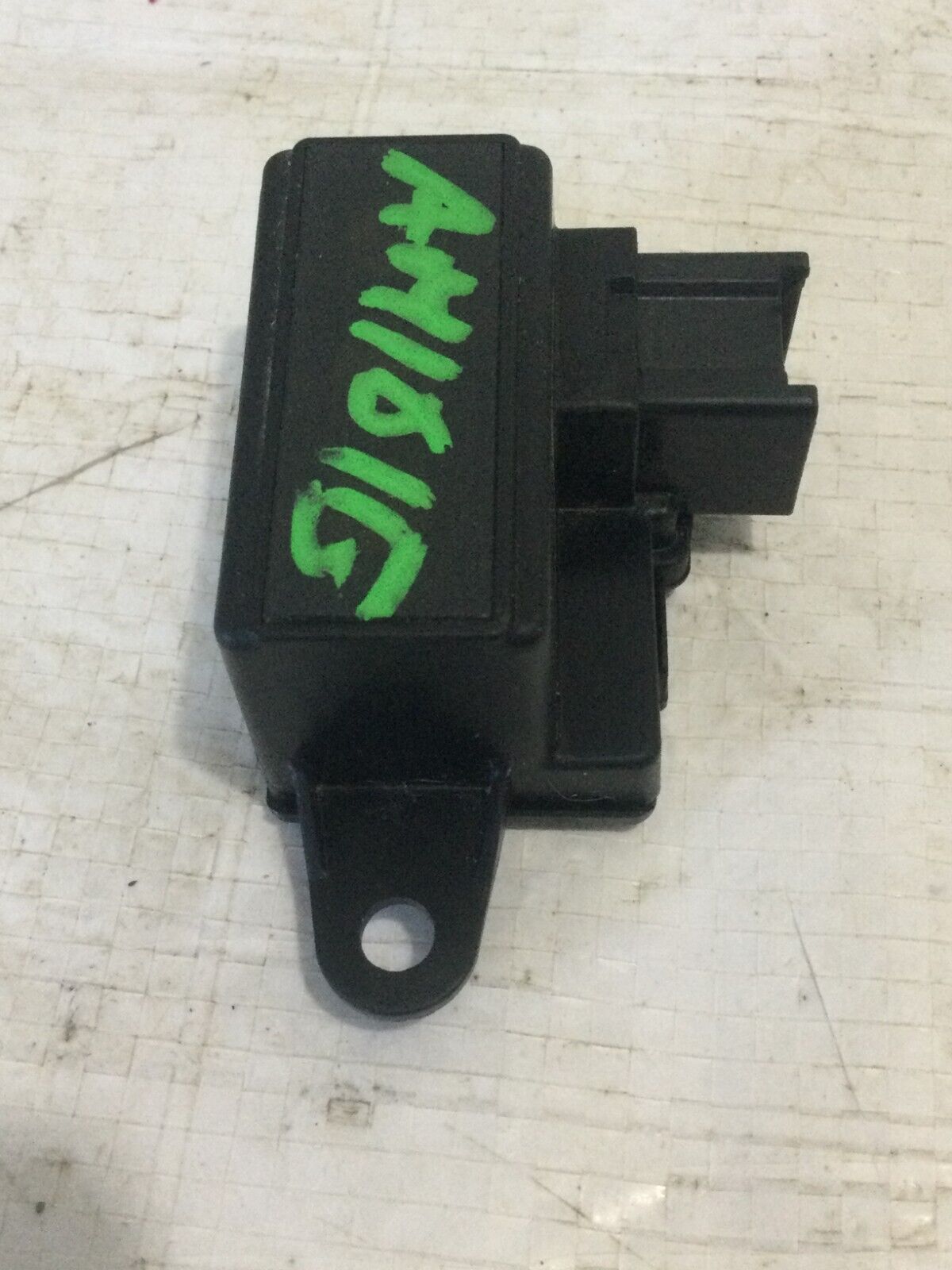 2007 Cadillac Escalade ESV Backup Reverse Parking Aid Sensor 21997869 OEM