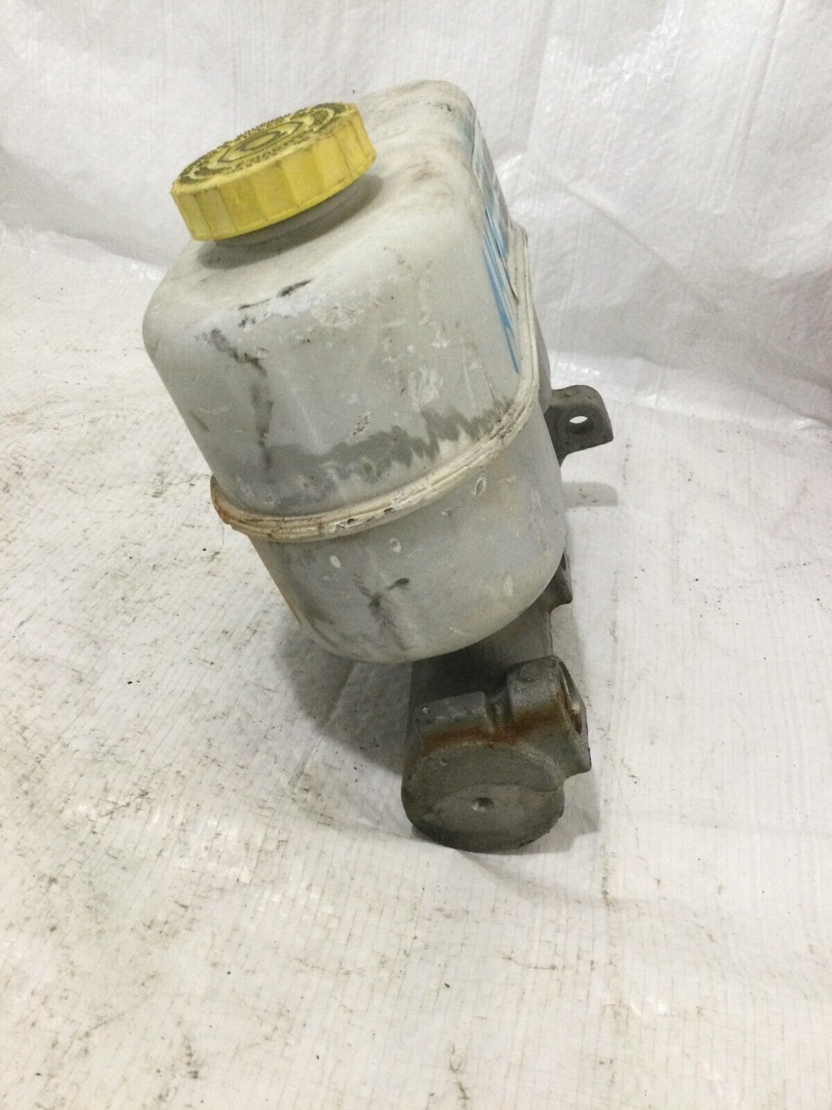 2003 RAM 2500   Brake  Master Cylinder P52010194AB OEM