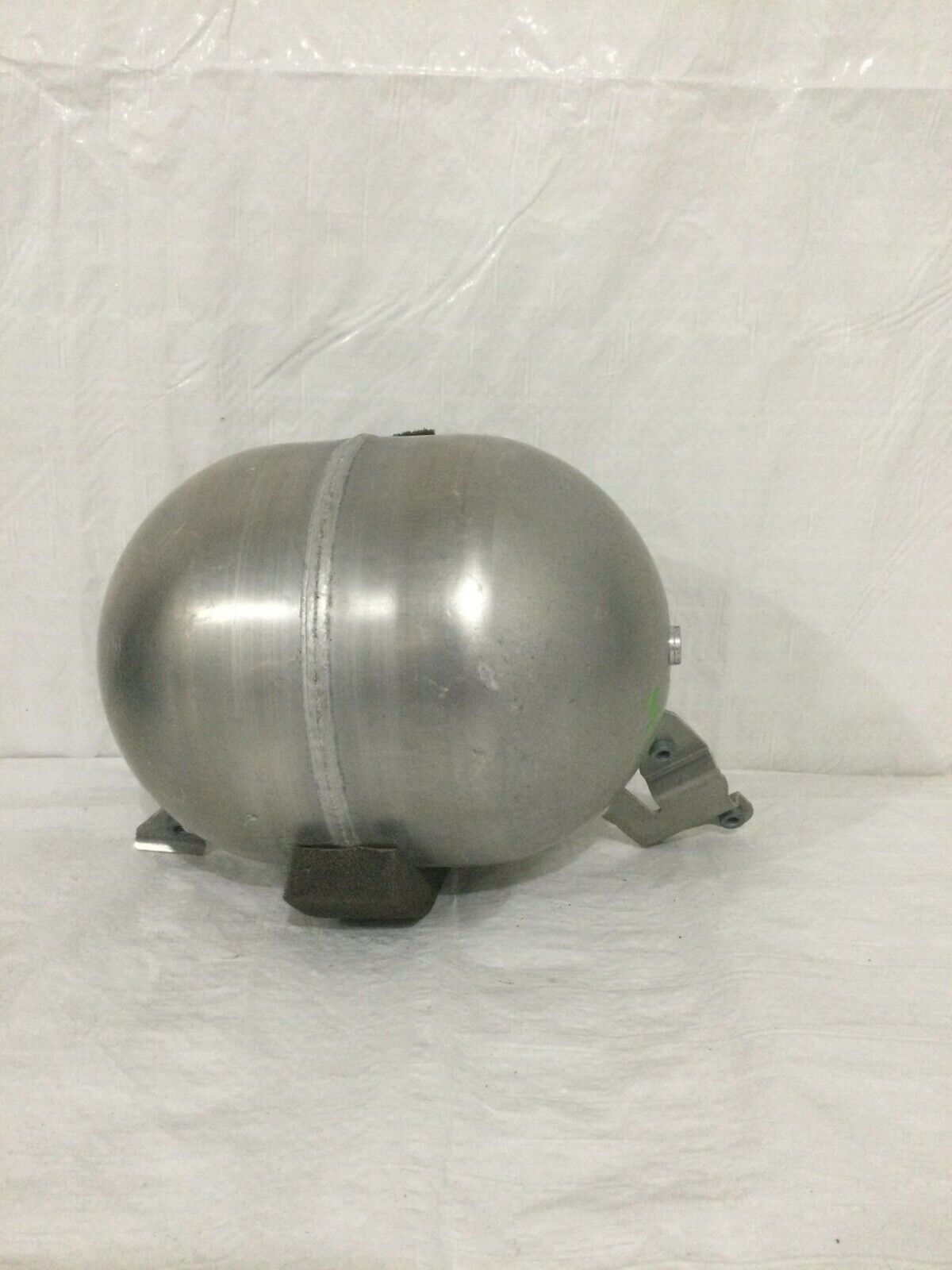 2003-2006 Mercedes Benz W211 E55AMG Air Suspension Accumulator Tank A2113200115