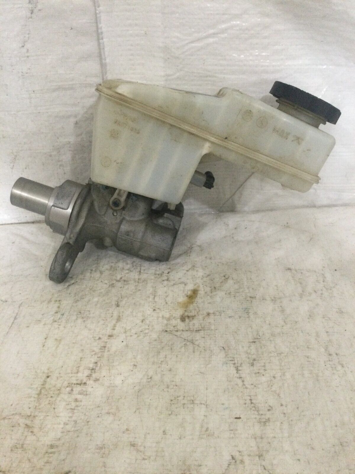 2019-2021 Chevrolet Blazer Master Brake Cylinder W/ Reservoir OEM 3.6L