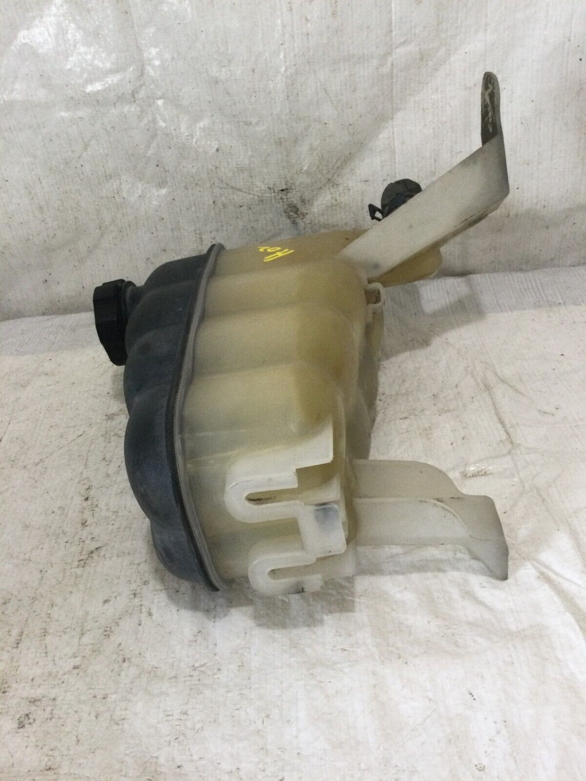 2007 Cadillac Escalade Engine Coolant Recovery Reservoir Bottle W/ Cap OEM