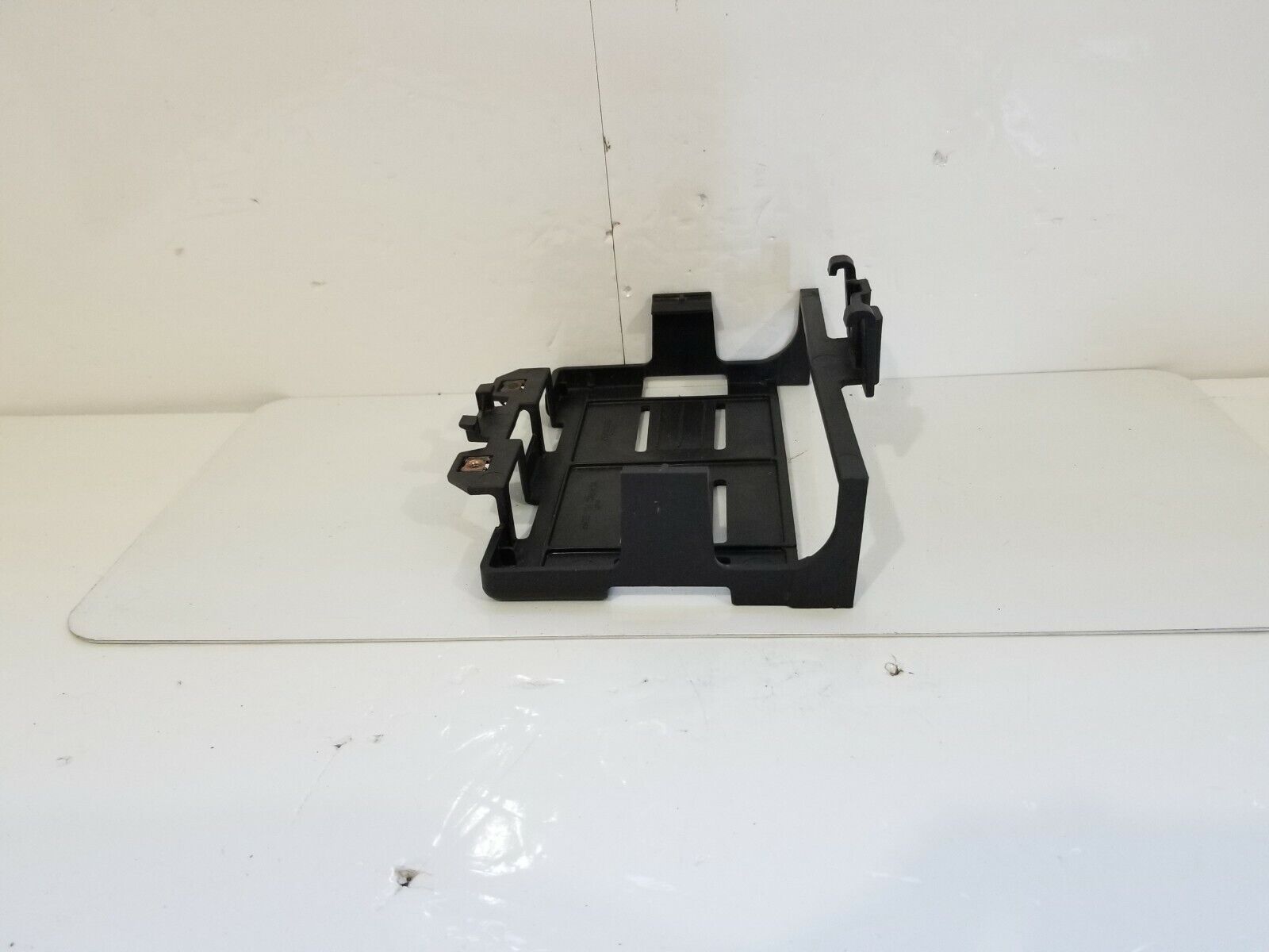 2020 Cadillac Escalade Communication Control Module Mount Bracket 25791895 OEM