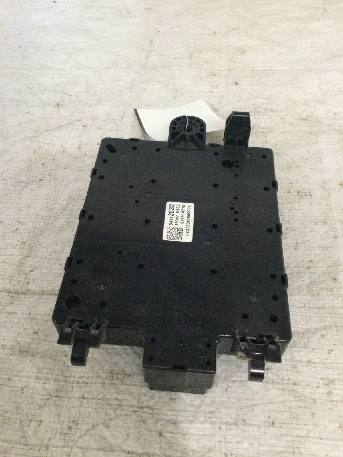 2019-2021 Chevrolet Blazer Fuse Relay Junction Box Module OEM 84412832