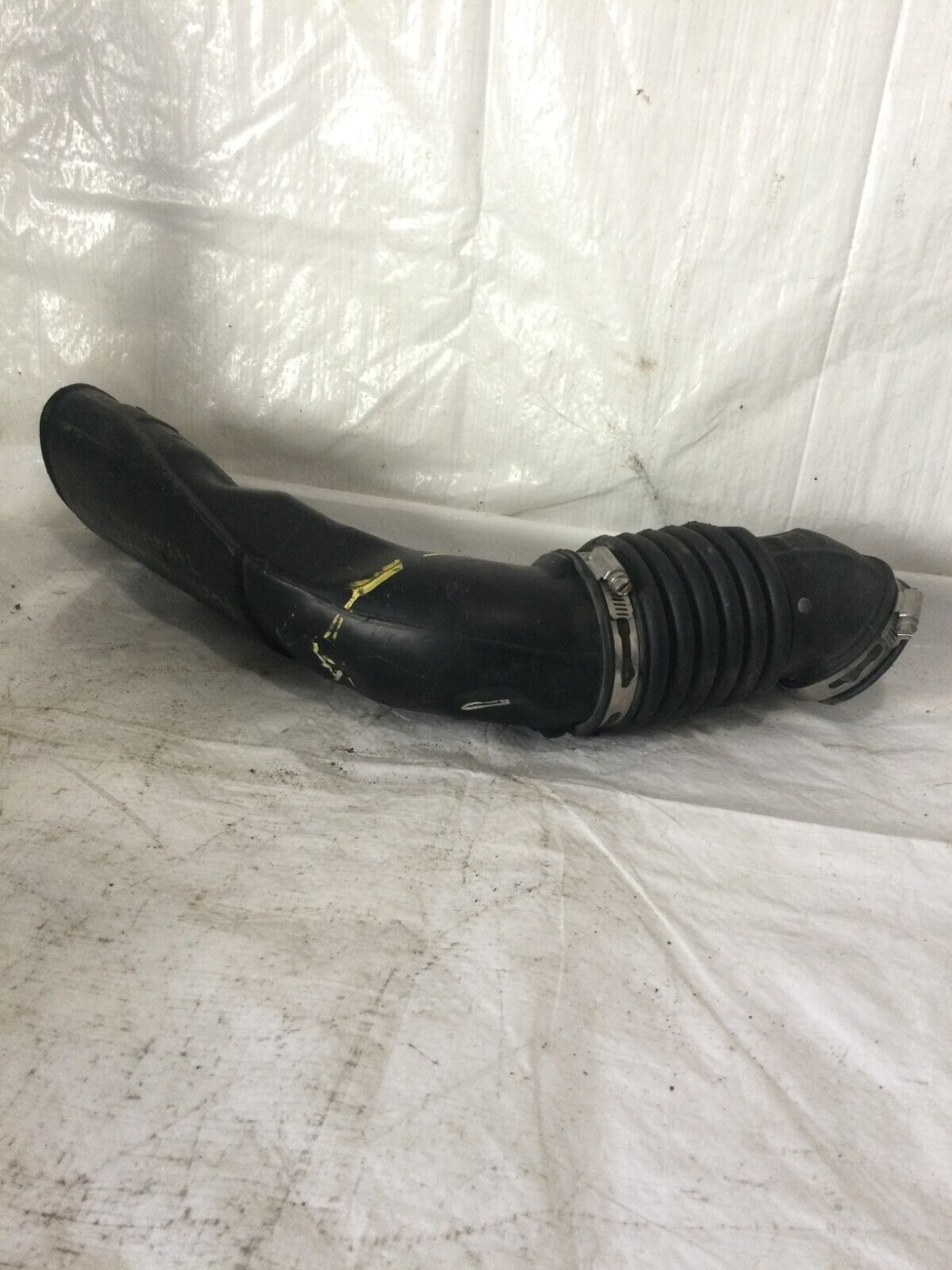 2017-2019 Ford Escape Air Intake Tube Resonator Duct GV61-9R504-AE OEM (Damage)