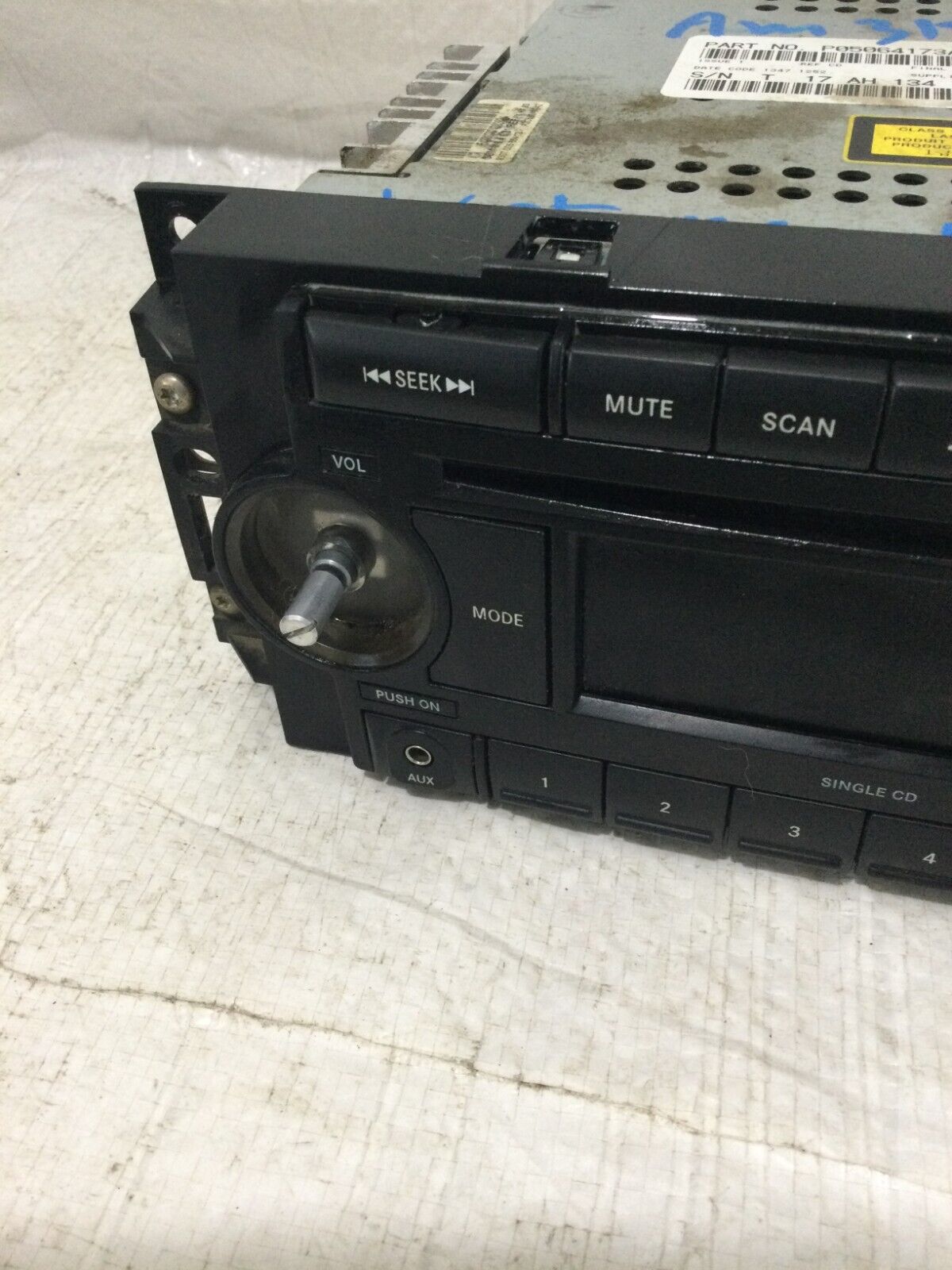 2007 Dodge Ram 2500 Audio Radio Equipment Reciver  05064173AK OEM