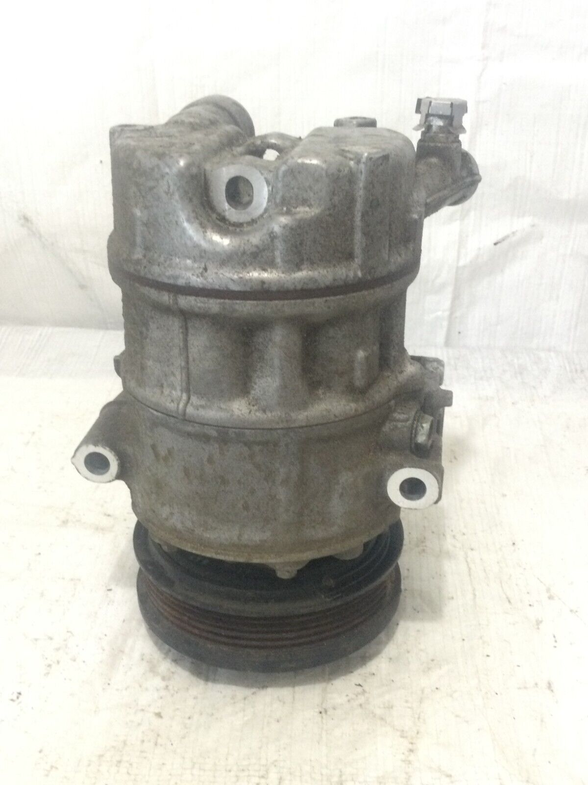 2016-2018 Chevrolet Cruze Air Conditioning A/c Ac Compressor OEM