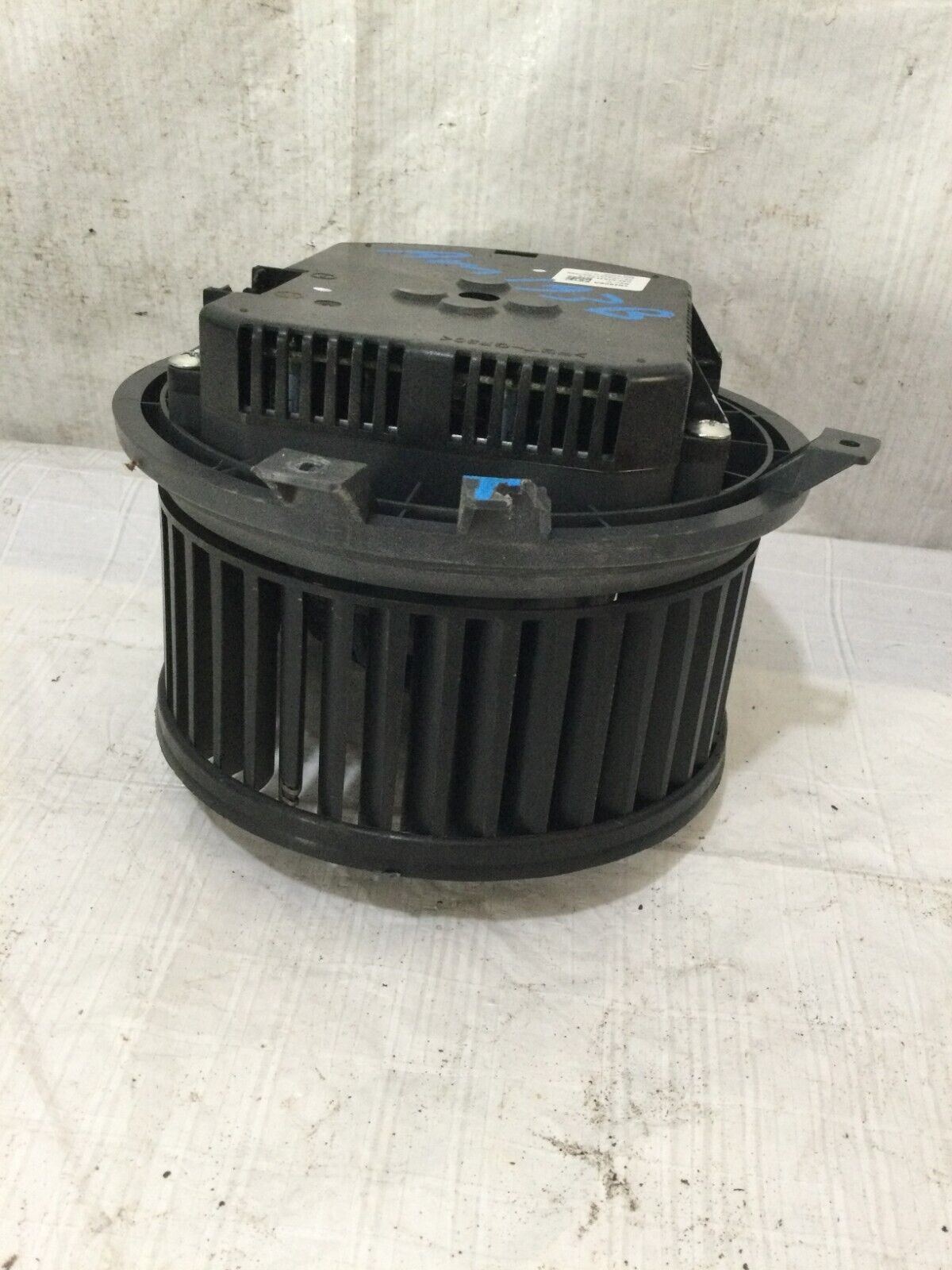 2018 Chevrolet Silverado 1500 A/C Heater Blower Motor