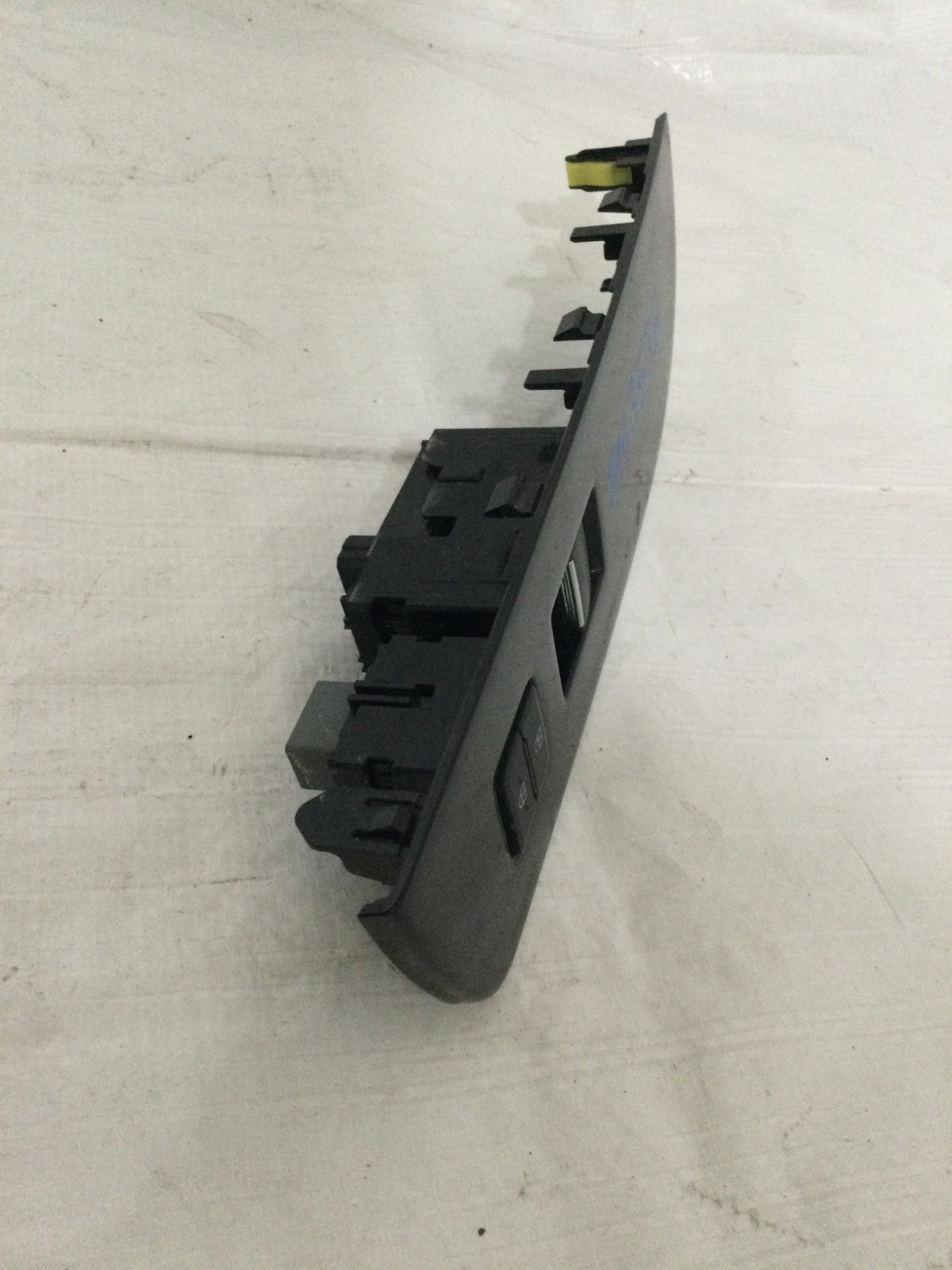 2021 Toyota Corolla 2.0L Front Right Armrest Panel Window Switch OEM 74231-12800