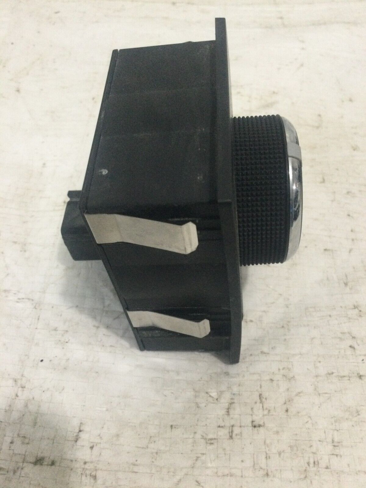 2018 Dodge Ram 3500 Headlight Switch 68189154AA OEM