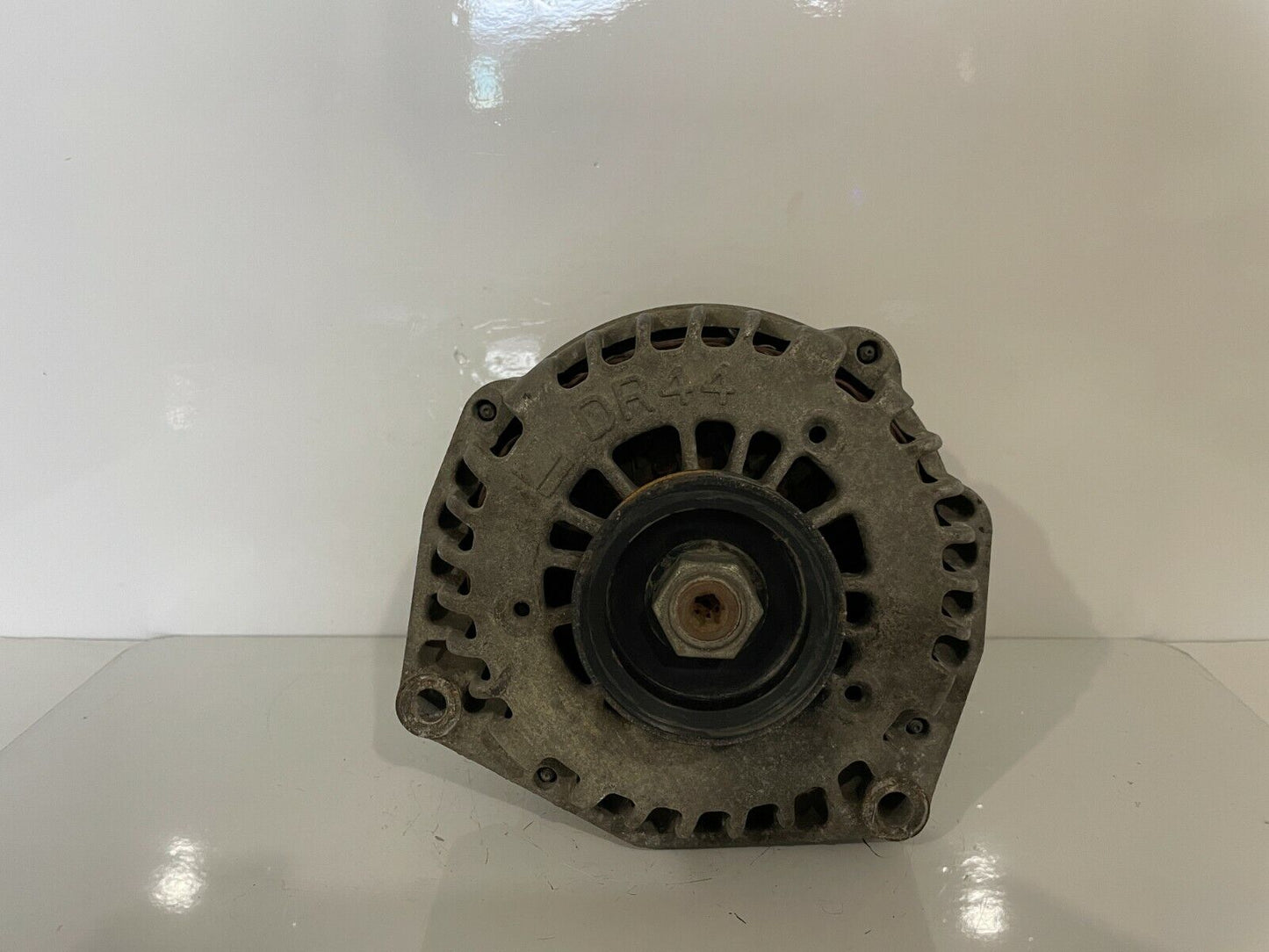 2007 GMC Yukon Alternator Motor OEM 160Amp