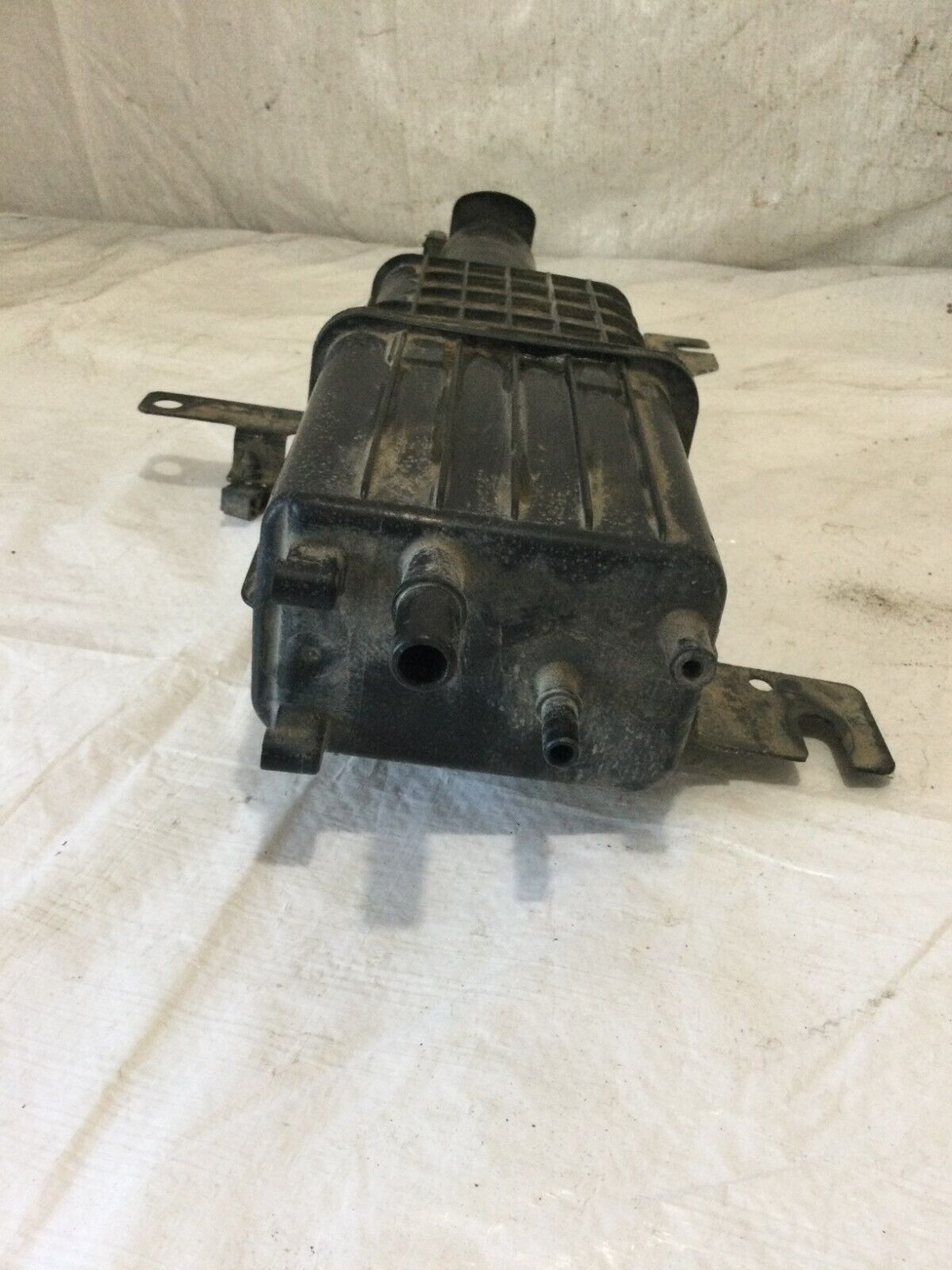 2017 Dodge Grand Caravan Fuel Vapor Charcoal Canister 05147119AC OEM