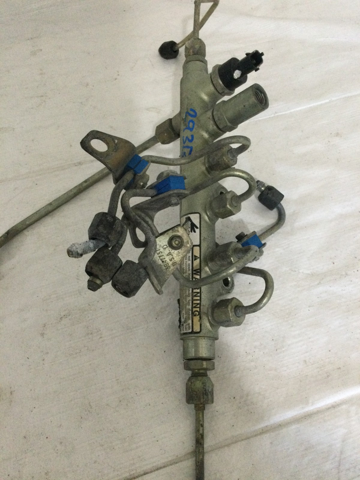 2005 Dodge Ram 2500 5.9L Fuel Injectors Line OEM