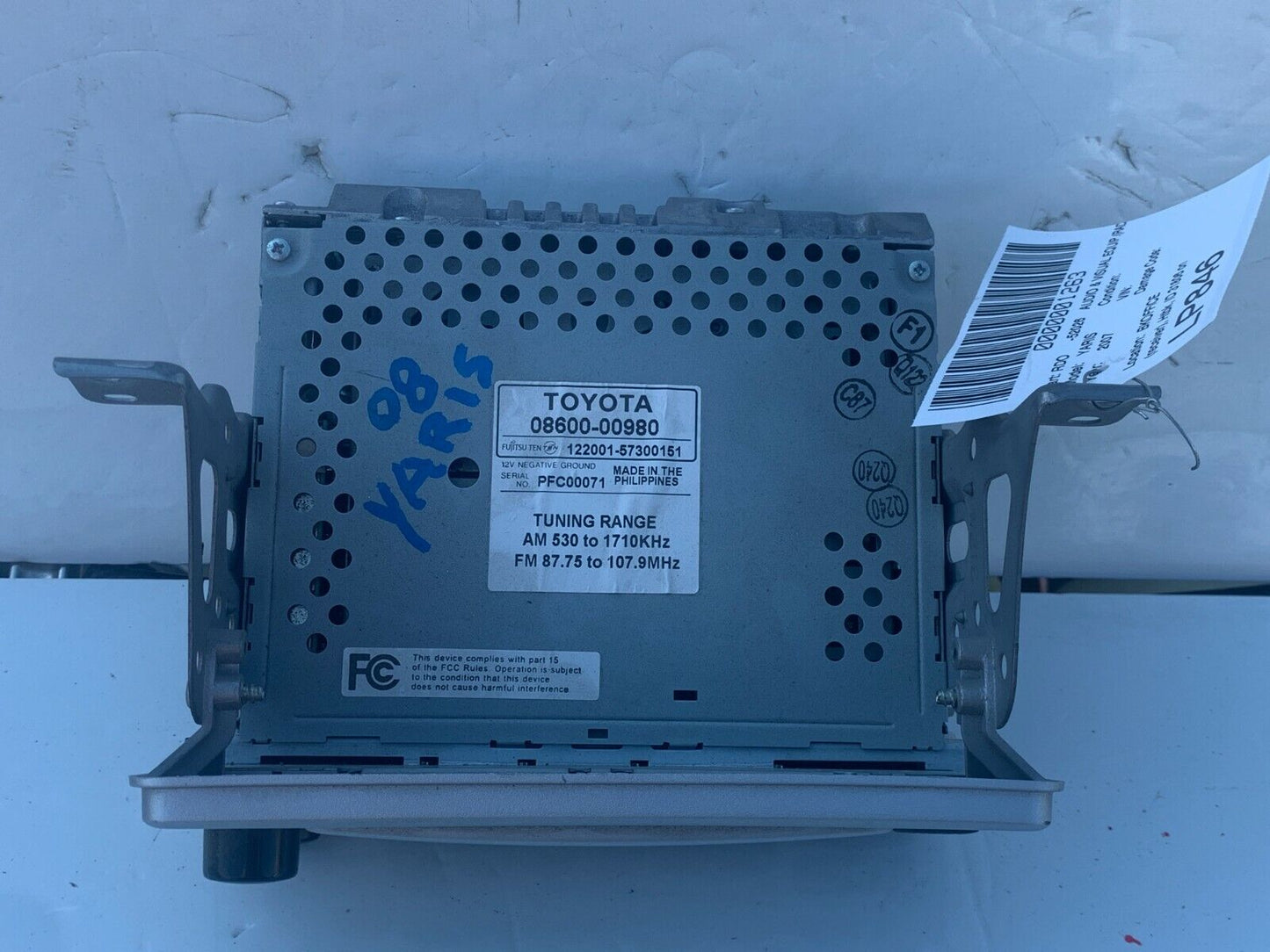 2006-2007 Toyota Yaris Radio CD Player 08600-00980 OEM