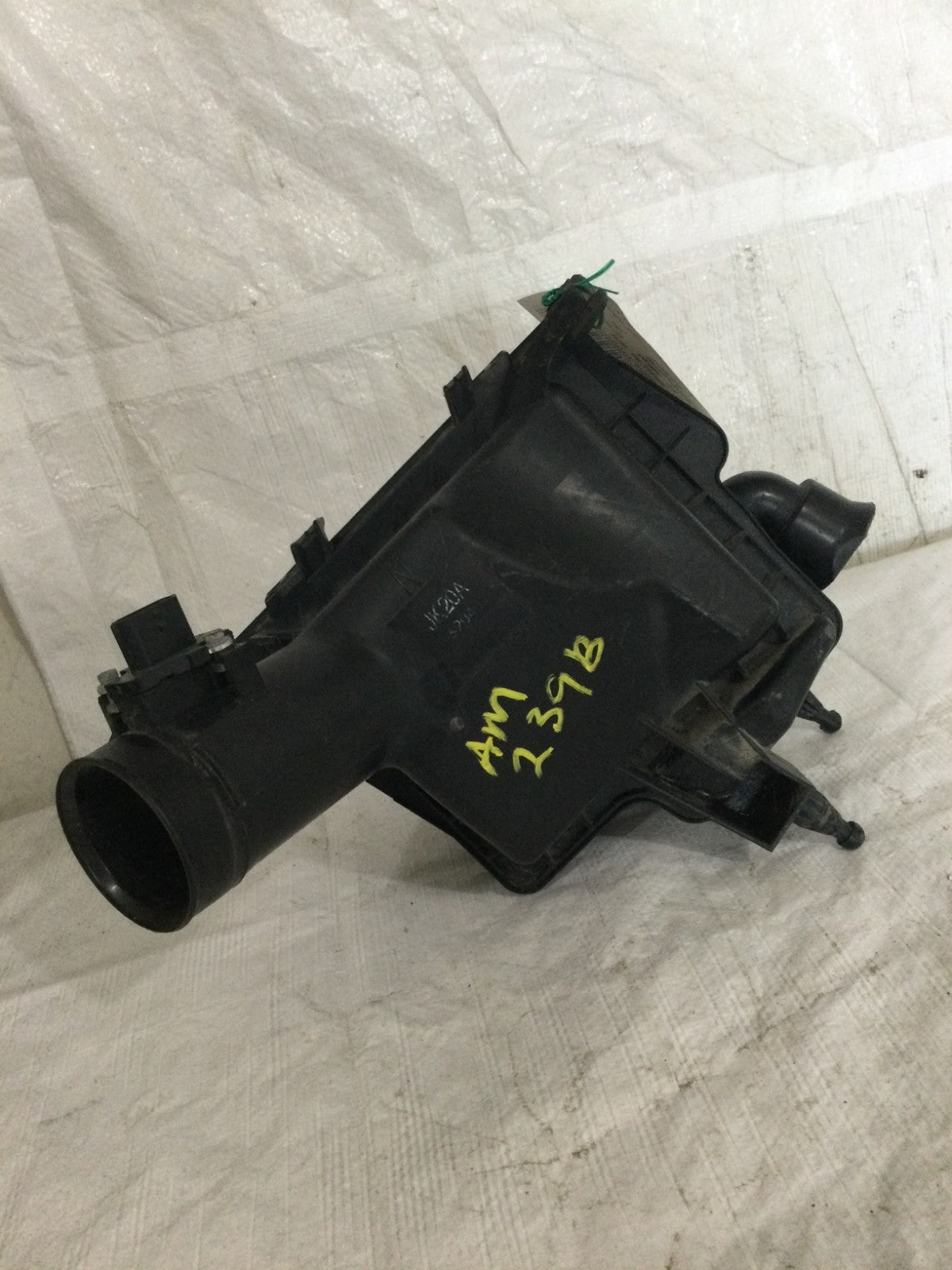 2007 Infiniti G35 3.5L Right Passenger Side Air Cleaner Box OEM