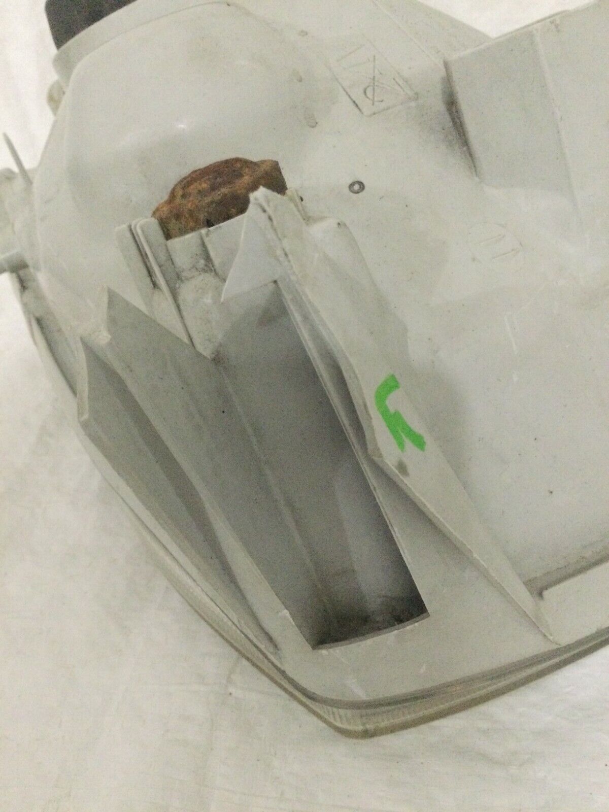 2002 Nissan Pathfinder Right Passenger Side Headlight OEM RH