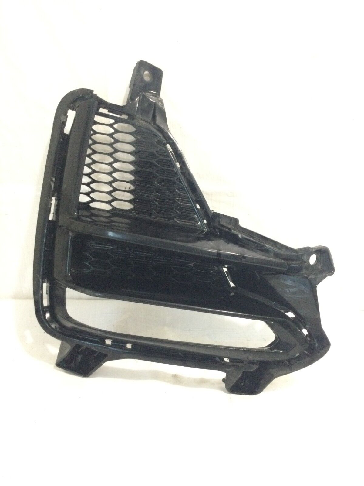 2019-2021 KIA Forte Front Left DRL Fog Cover Bezel OEM 86596 M7010