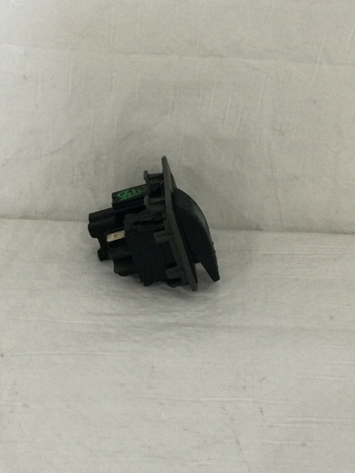 2001-2004 Nissan Xterra Rear Wiper Switch OEM