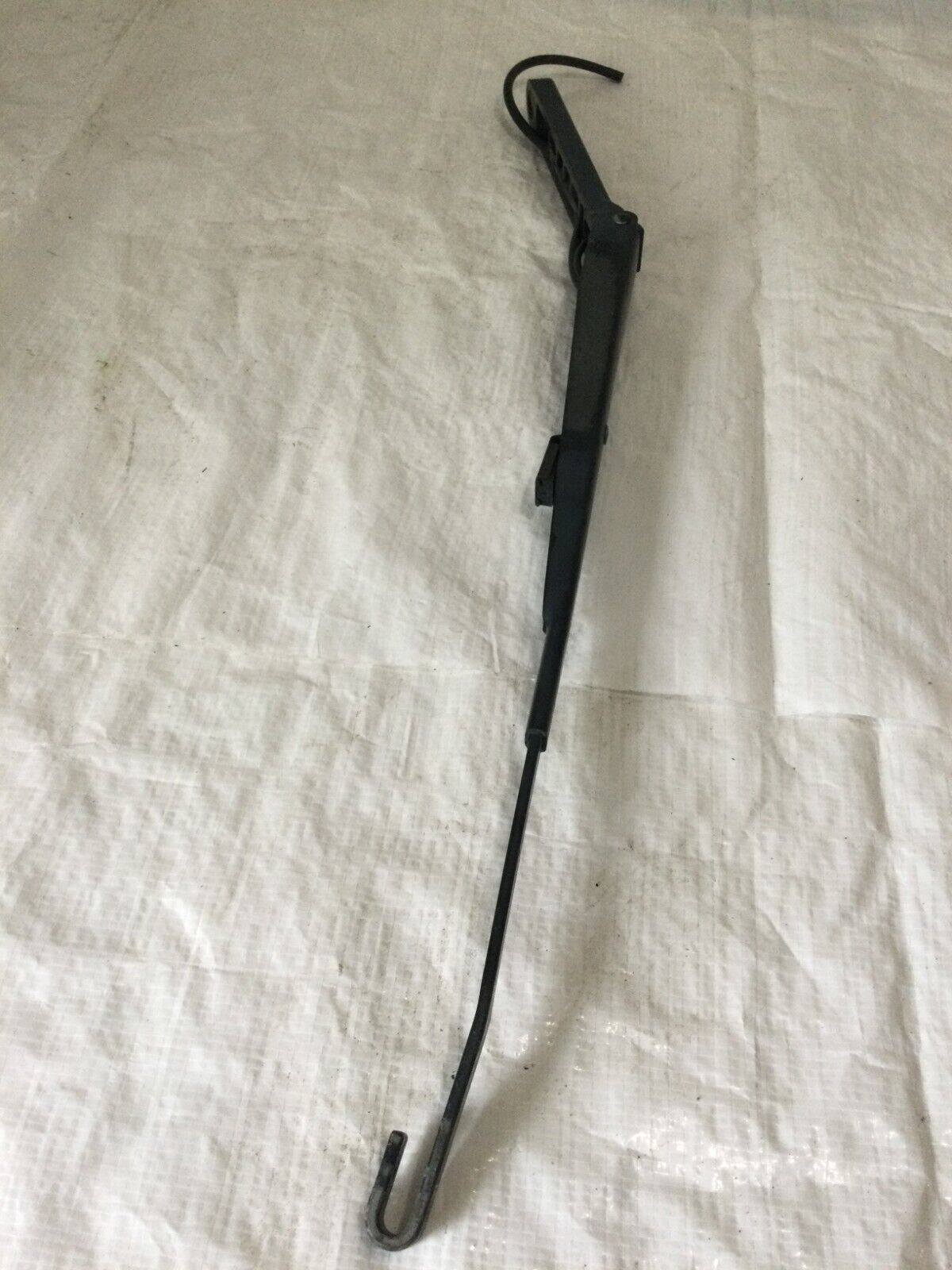 2007 Chevy Silverado 1500 Right passenger Side Wiper Arm OEM