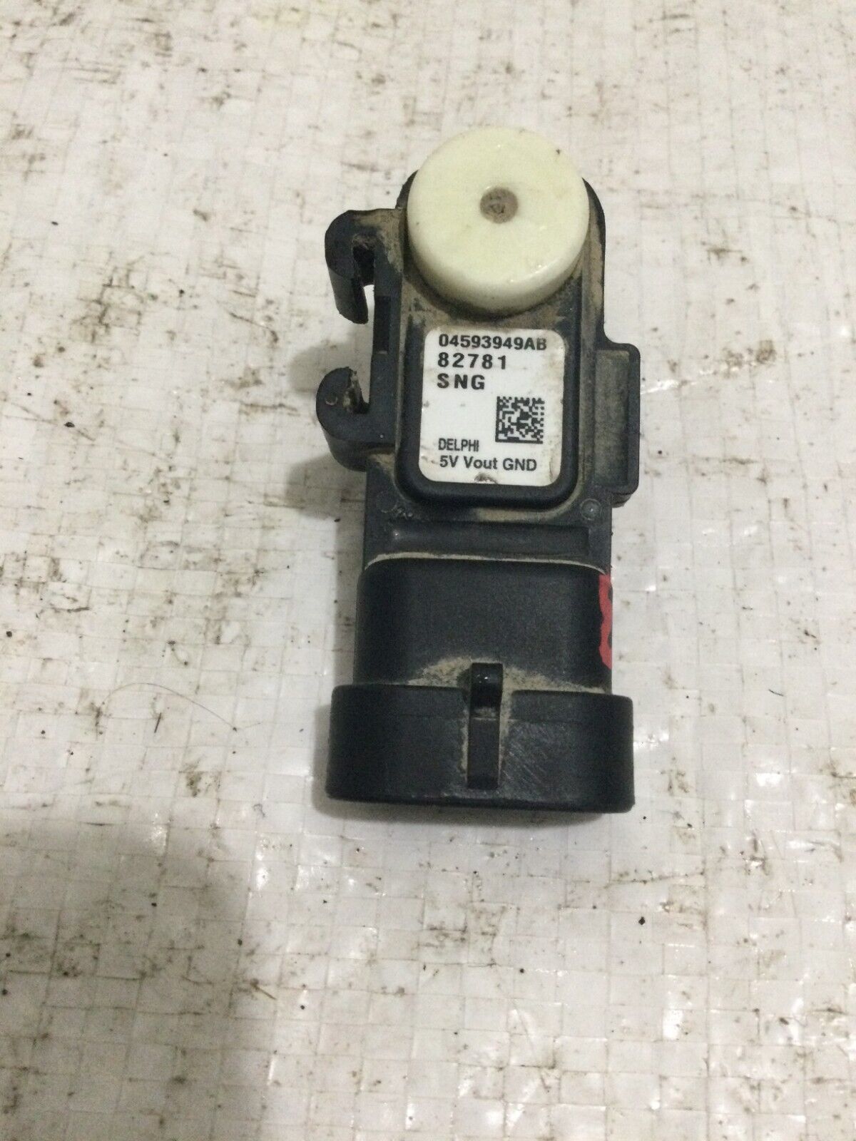 2019 Dodge Ram 1500 Fuel Tank Pressure Vapor Sensor OEM 04593949AB