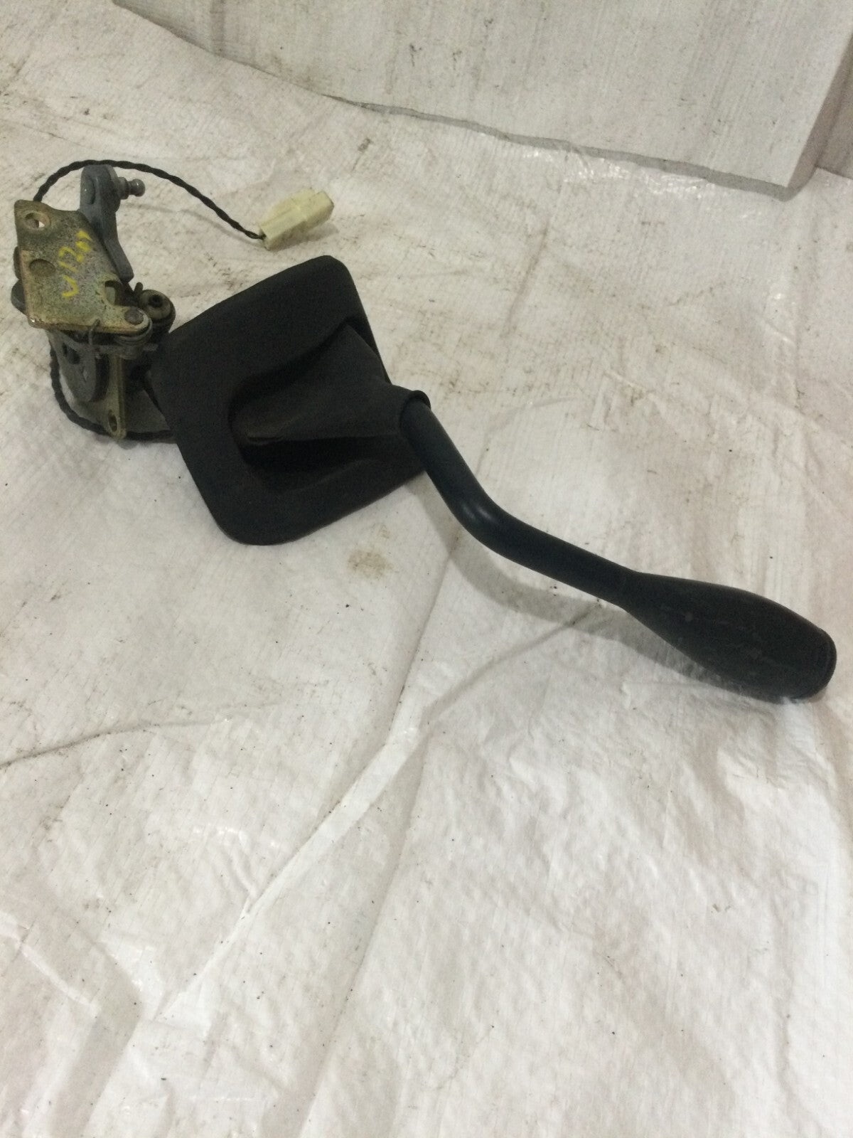 2003-2005 Dodge Ram 1500 2500 Steering Column Shifter Gear Selector OEM