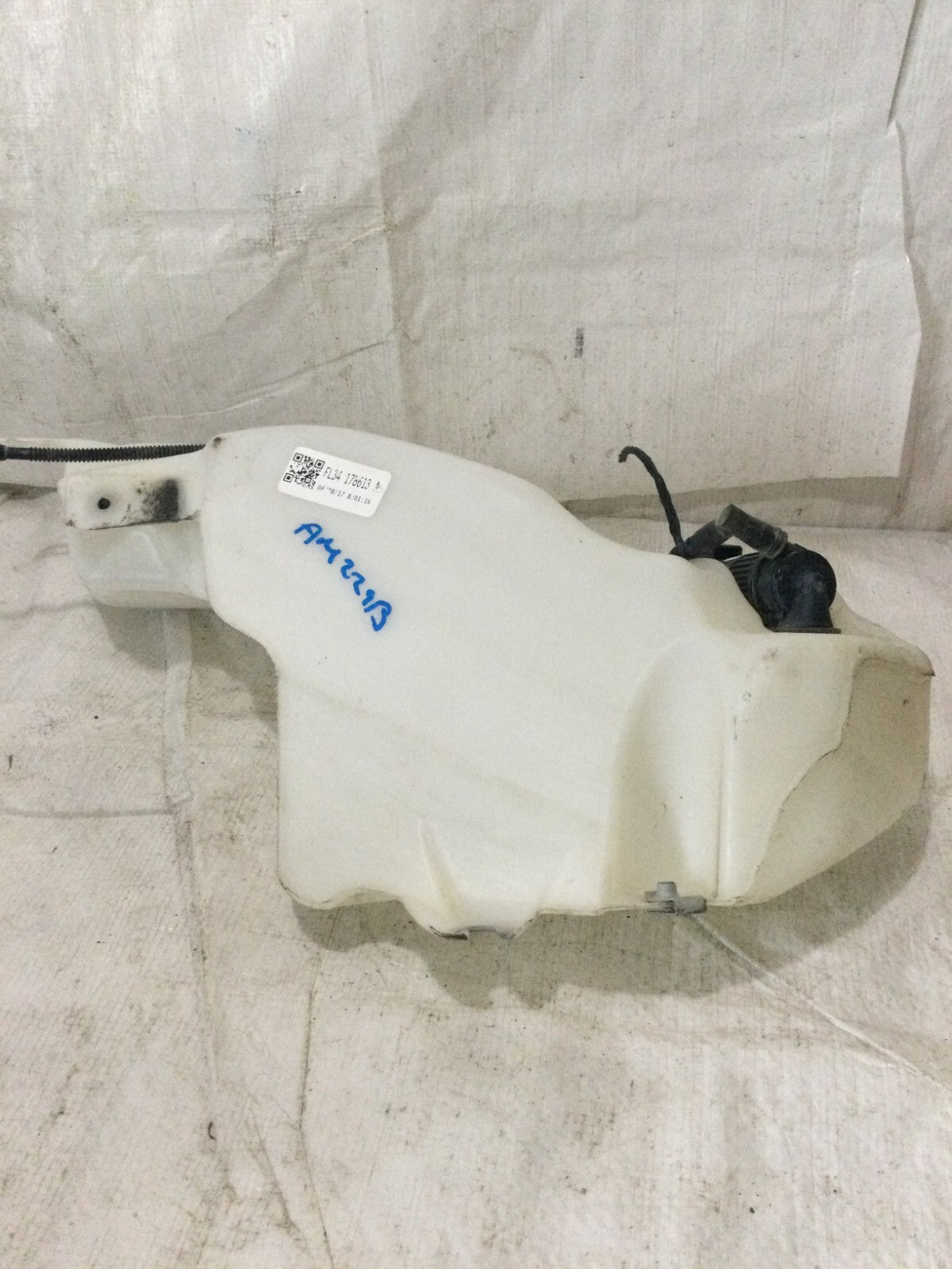 2018-2019 Ford F-150 Windshield Washer Reservoir Bottle  JL34-17B613-AF OEM