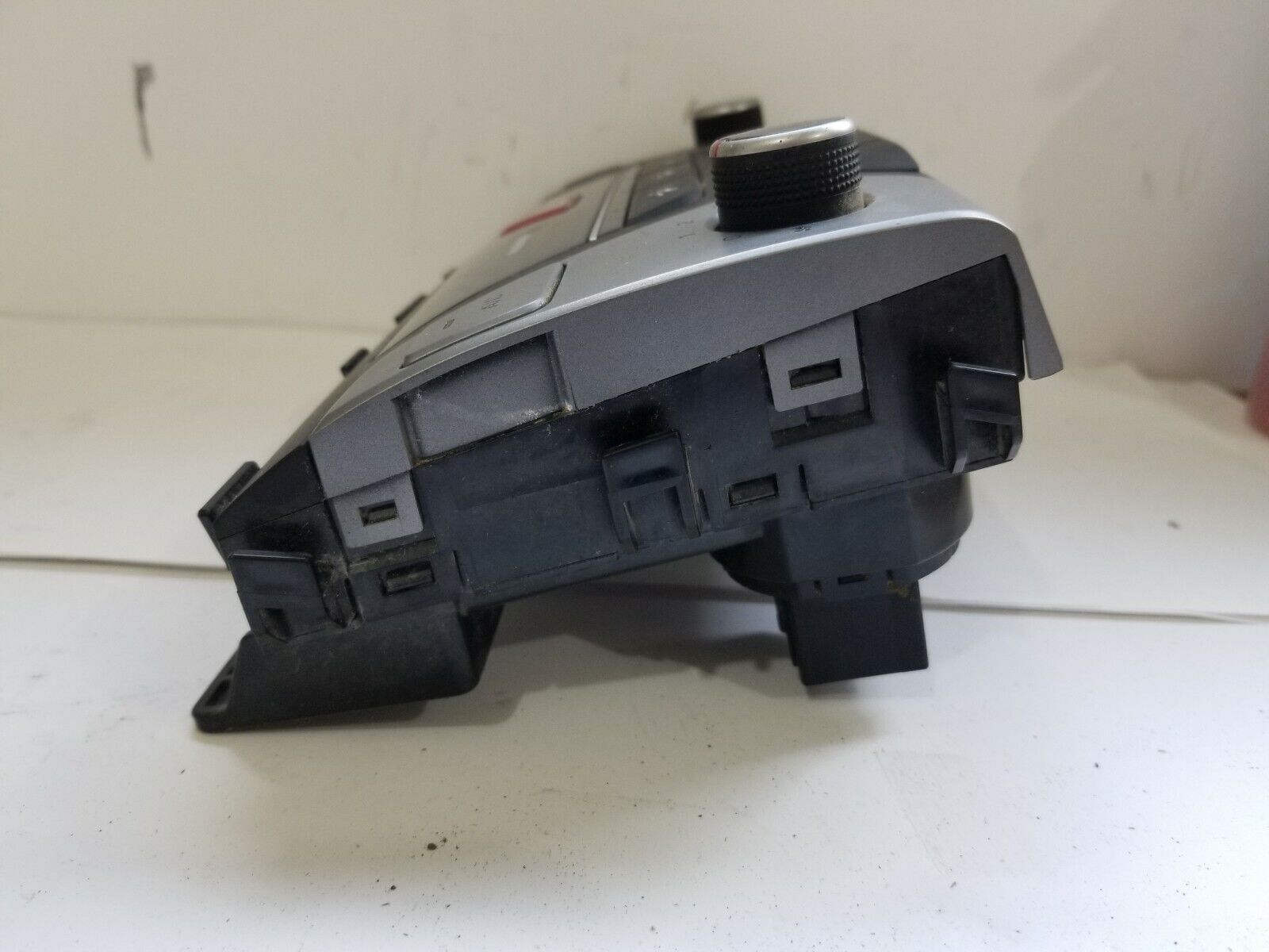 2017-2018 Hyundai Elantra Ac Heater Climate Control Unit OEM 97250F20624X