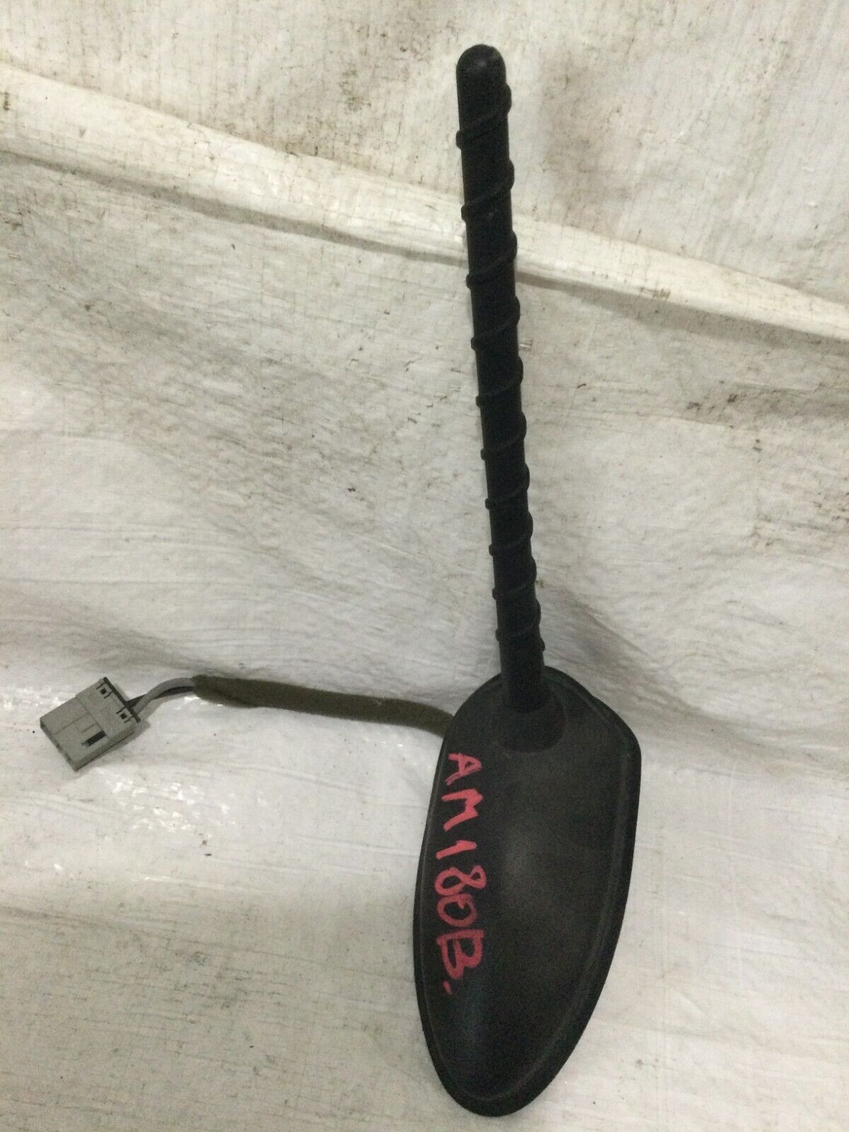 2016-2017 Kia Sorento Roof Antenna OEM