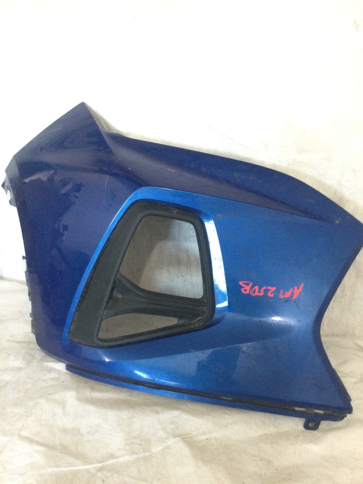 2019-2021 Chevrolet Blazer Front Right Passenger Bumper Cover OEM 55118527