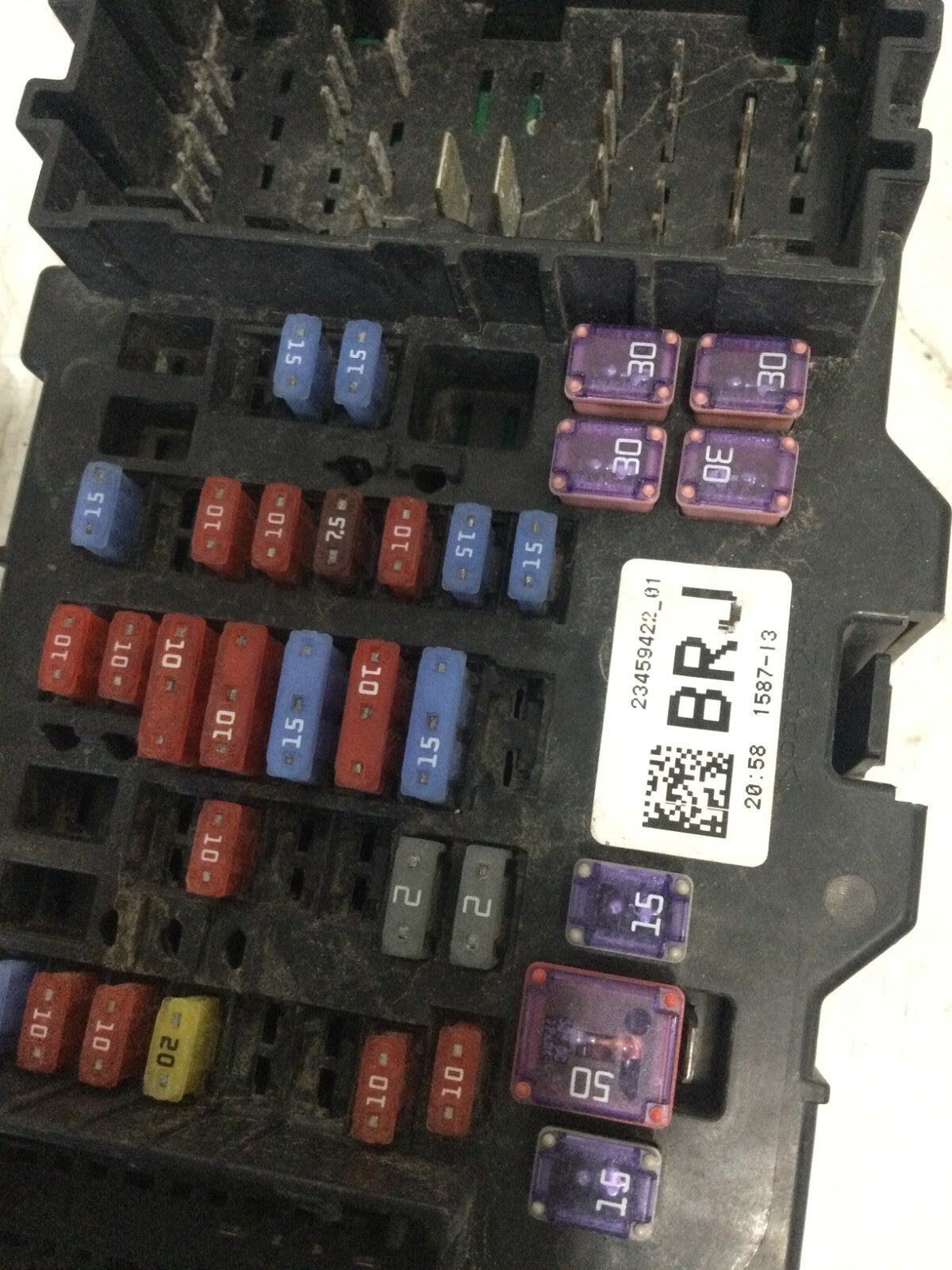 2017 GMC Sierra 1500 Denali Cabin Fuse Relay Box 23459422 OEM