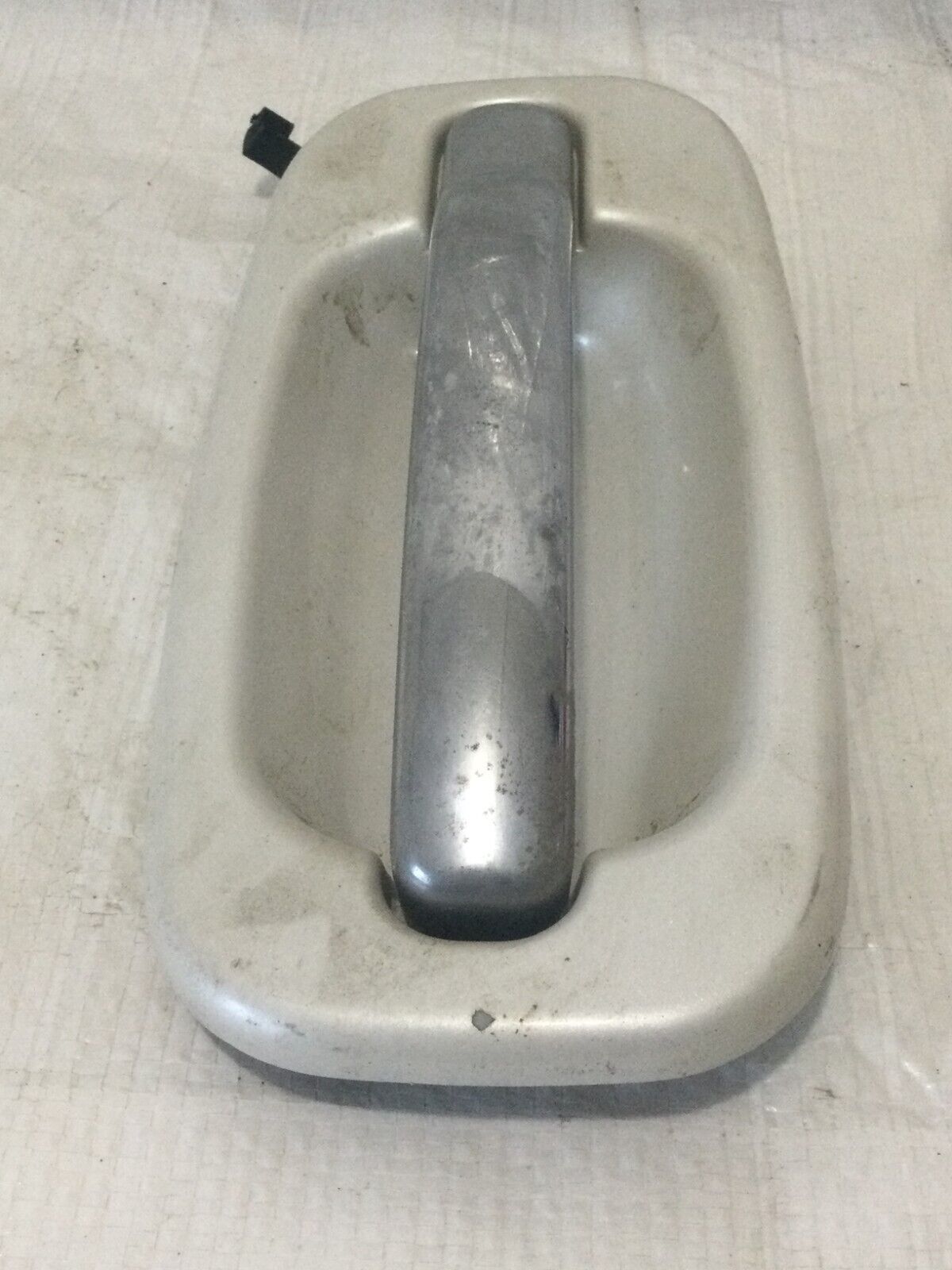 2005 Cadillac Escalade Rear Left Exterior Door Handle OEM