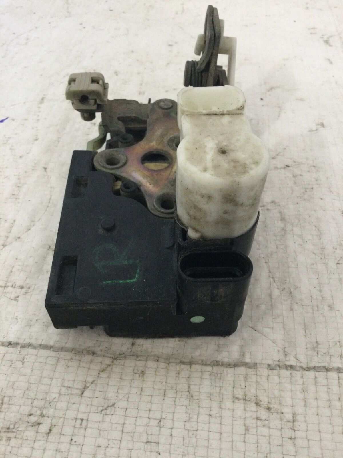 2003-2006 Cadillac Escalade Rear Left Door Lock Latch Actuator OEM