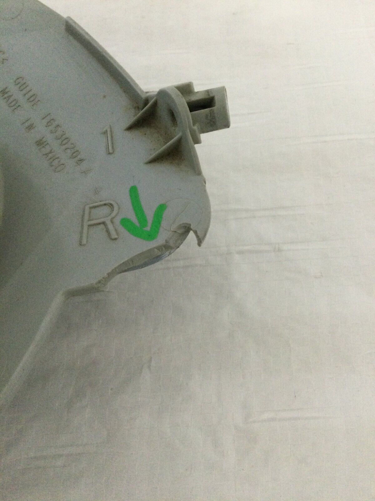 2002-2006 Chevy Avalanche Right Corner Park Light Passenger Side OEM RH