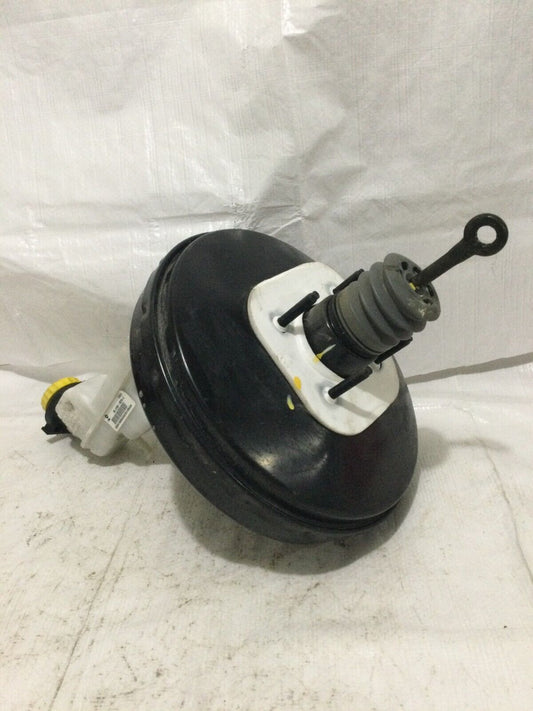2015 Jeep Patriot Compass Power Brake Booster W/ Reservoir OEM 05105149AI