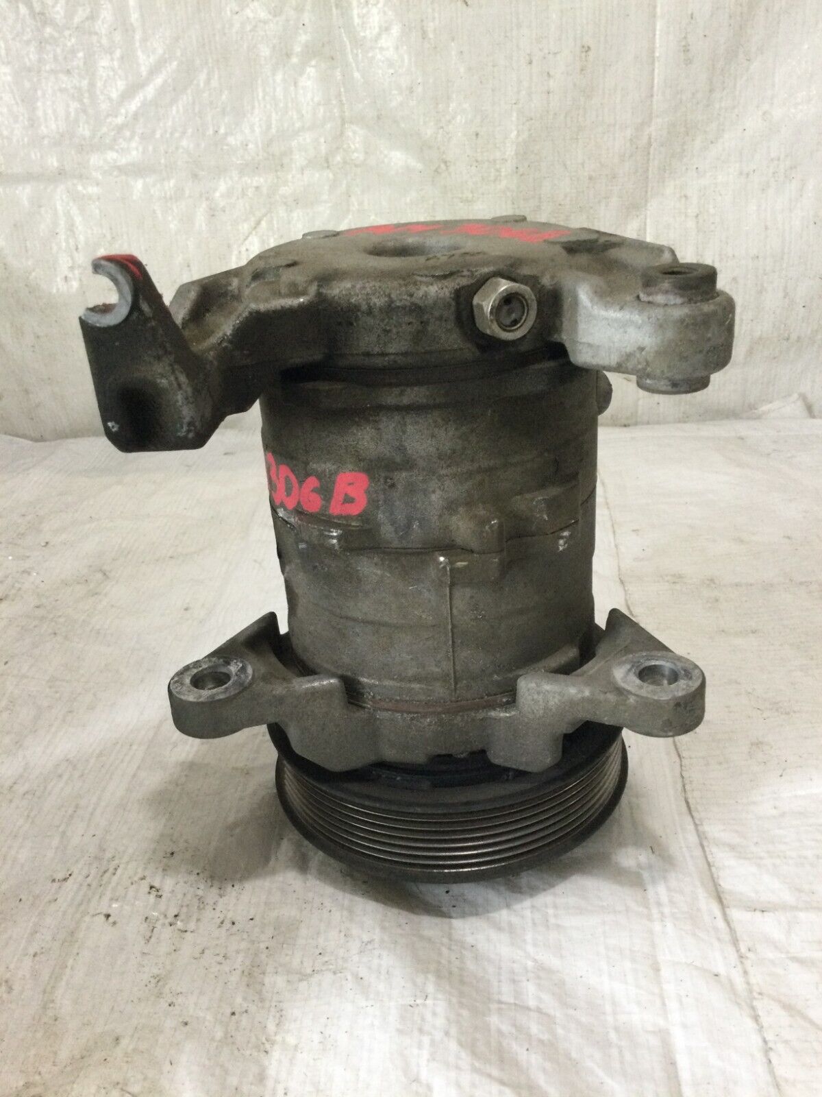 2004 Dodge Ram 1500  A/C Air Compressor 5.7L 447220-4821 OEM
