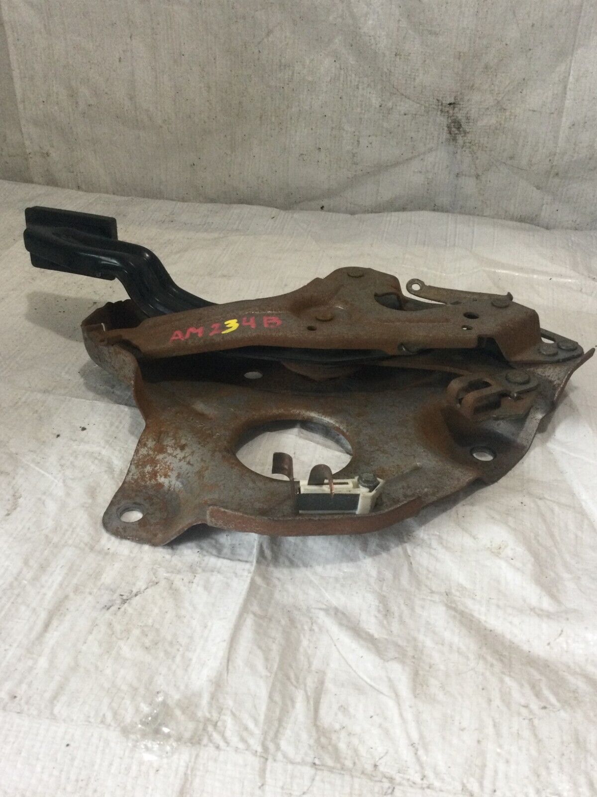 2006 Dodge Ram 1500 Emergency Parking Brake Pedal Assembly OEM