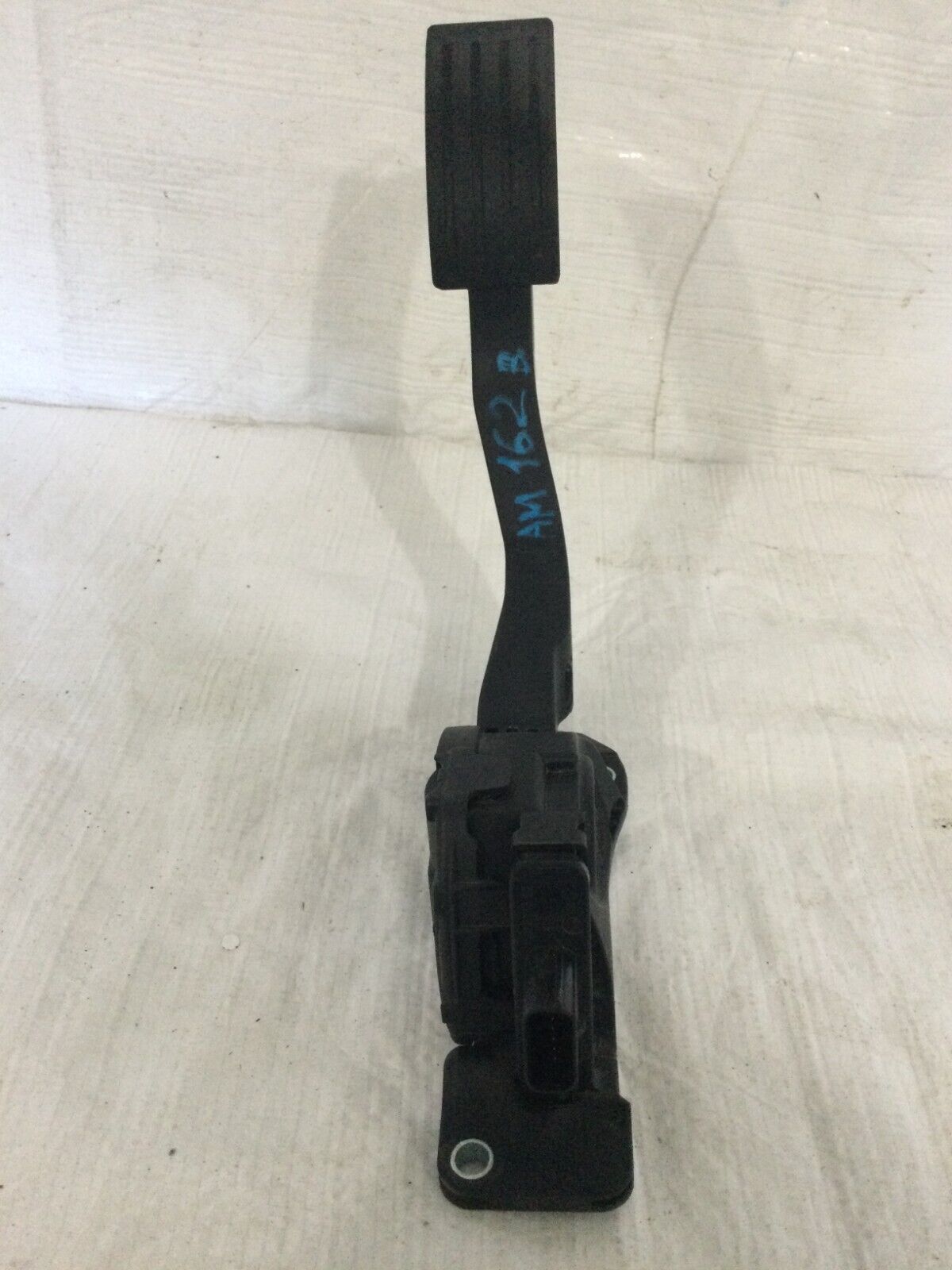 2017-2019 Ford Escape Accelerator Gas Pedal OEM F1DC-9F836-AA