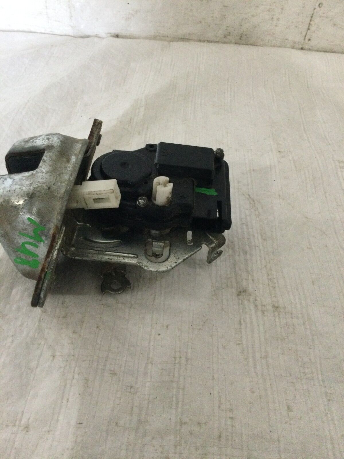 2007-2011 Dodge Nitro Rear Left Driver Side Door Latch Actuator OEM