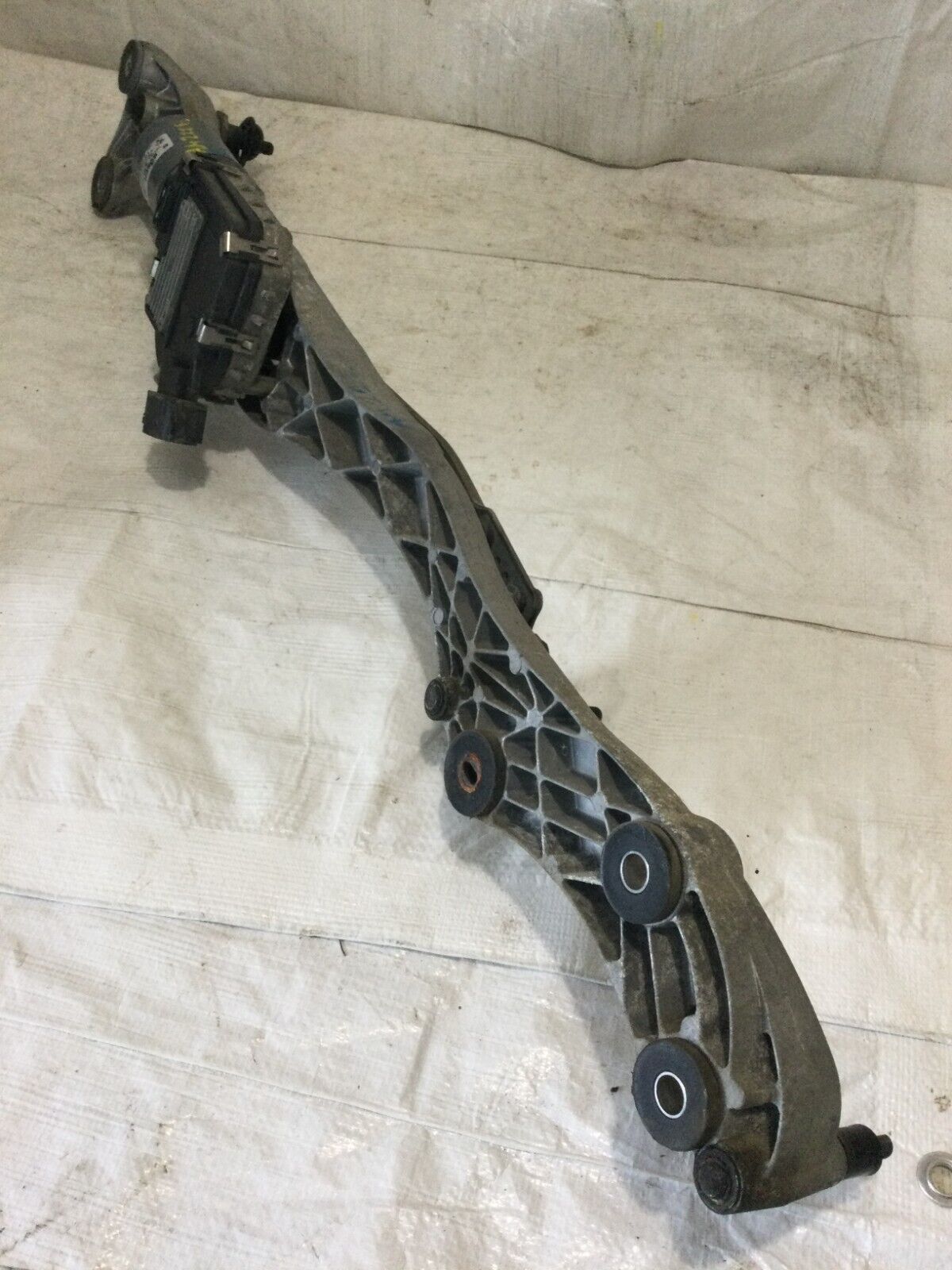 2004 BMW 745I Front Wiper Motor OEM 0390241832