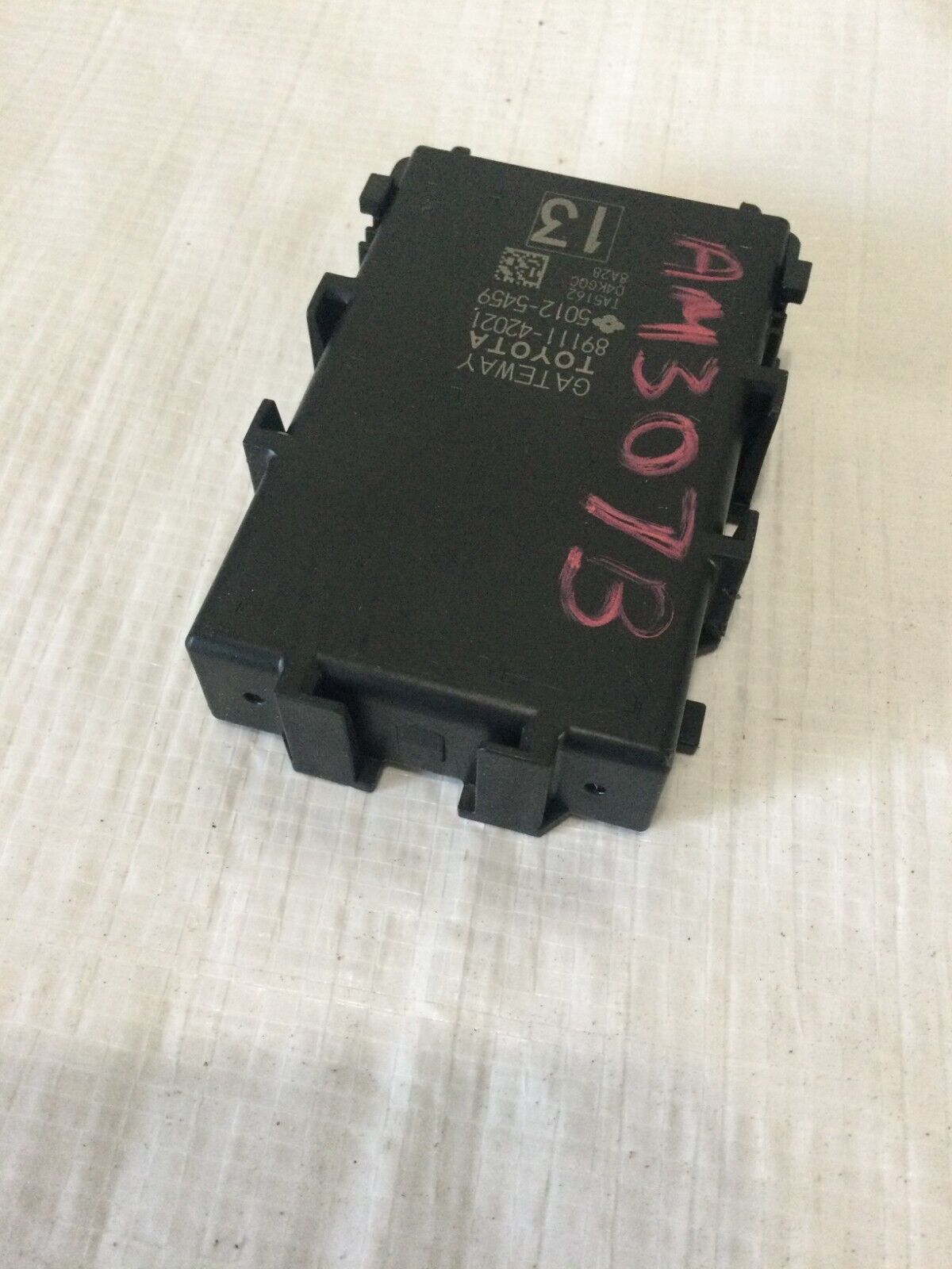 2018 Toyota Rav4 Left Side Network Gateway Control Unit Module 89111-42021 OEM