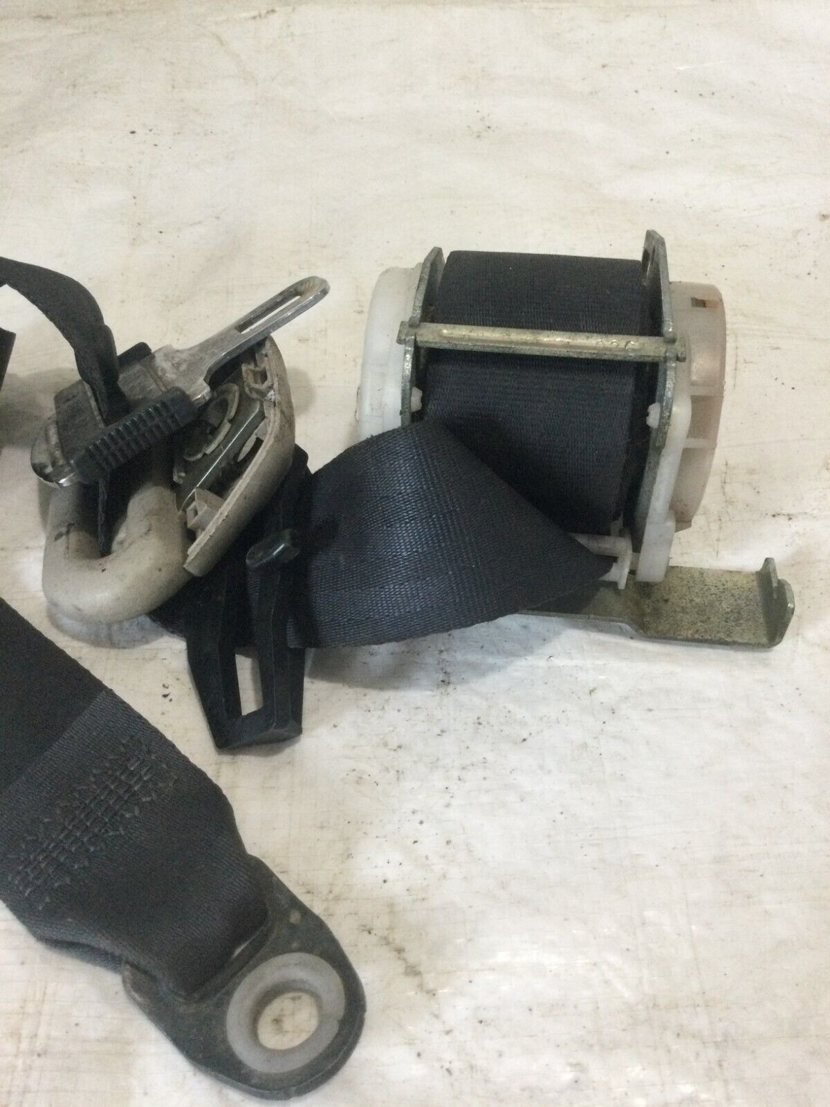 2004 Dodge Ram 1500 Rear Right Seat Belt OEM