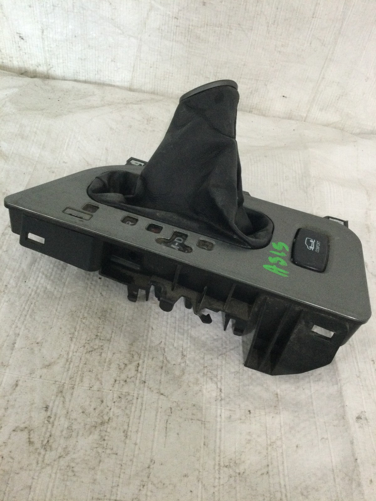 2007 Acura MDX Floor Shifter Cover OEM