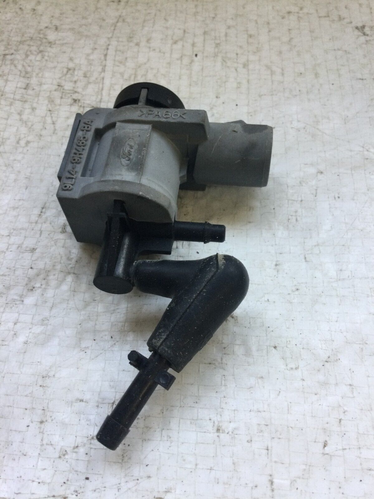 2017 Ford F150 F-150 Vacuum Solenoid Purge Valve 9L14-9H465-BA OEM