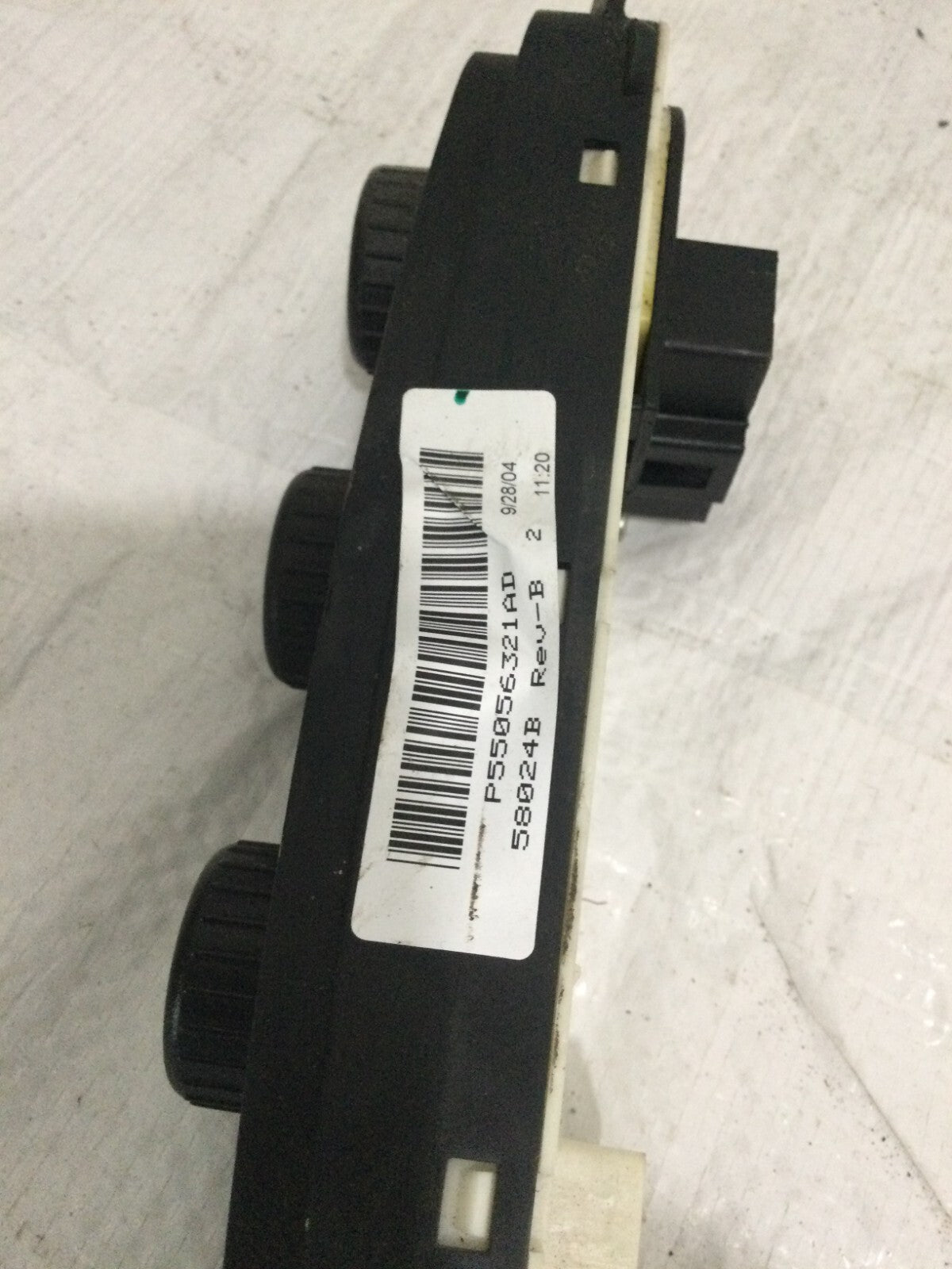 2002-2005 Dodge Ram 1500 AC Heater Control Climate Control Temperature OEM