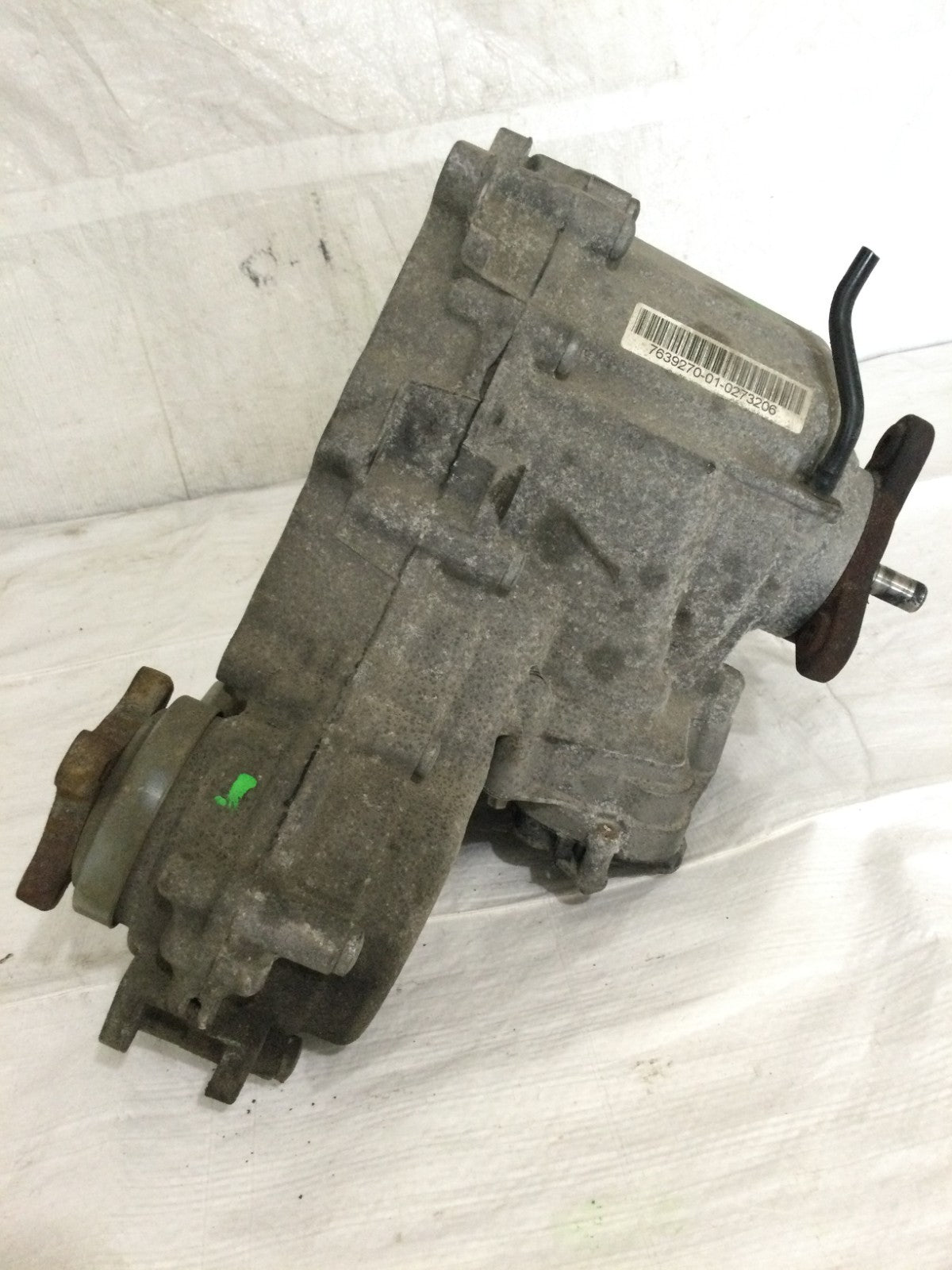 2012 BMW X1 2.0L Transfer Case OEM